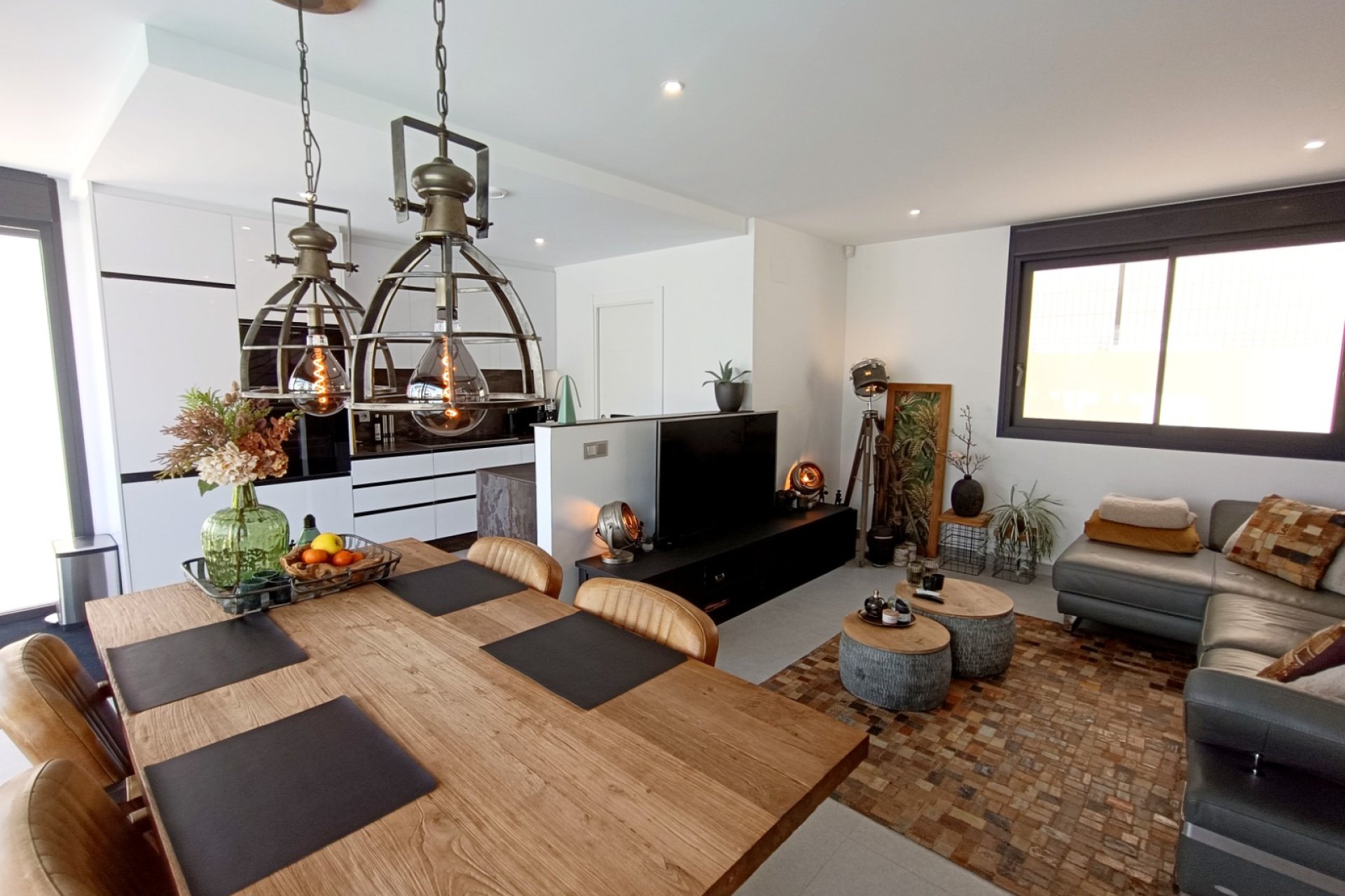 Re-Sale - Detached Villa - Algorfa