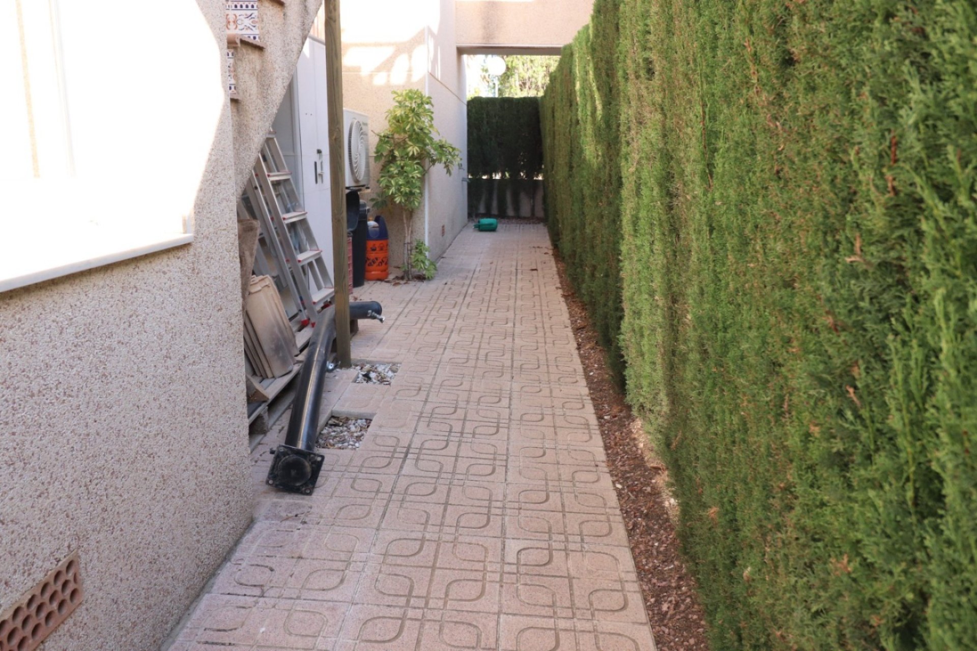 Re-Sale - Detached Villa - Algorfa