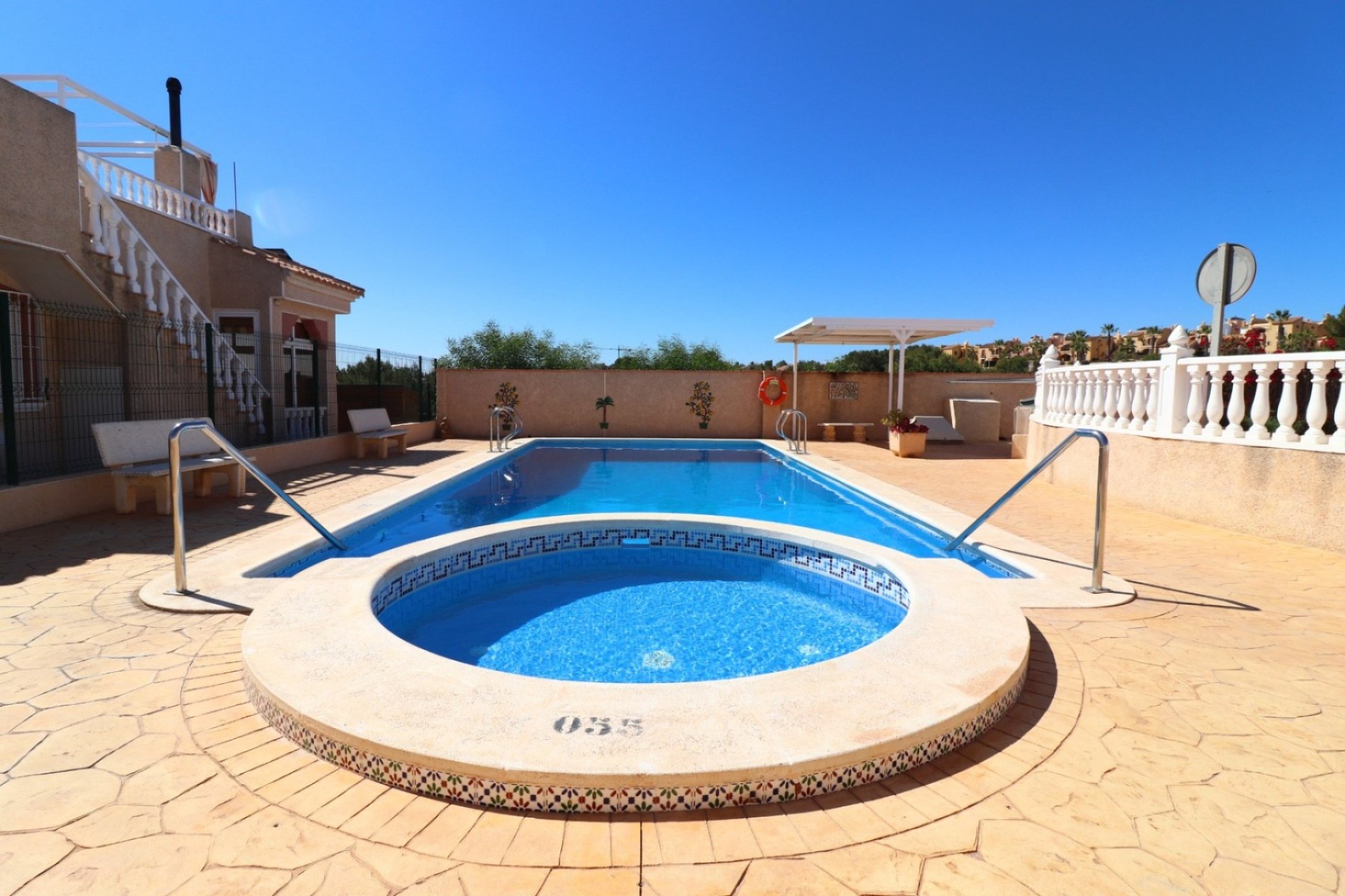 Re-Sale - Detached Villa - Algorfa