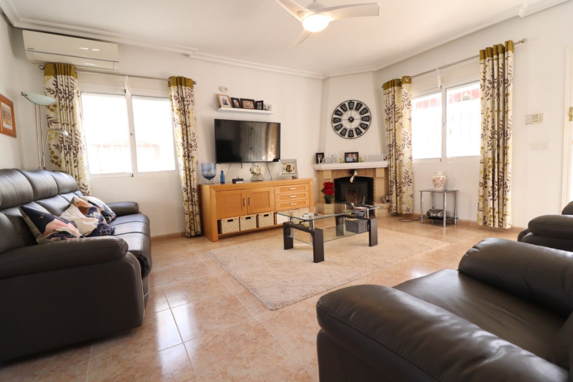 Re-Sale - Detached Villa - Algorfa