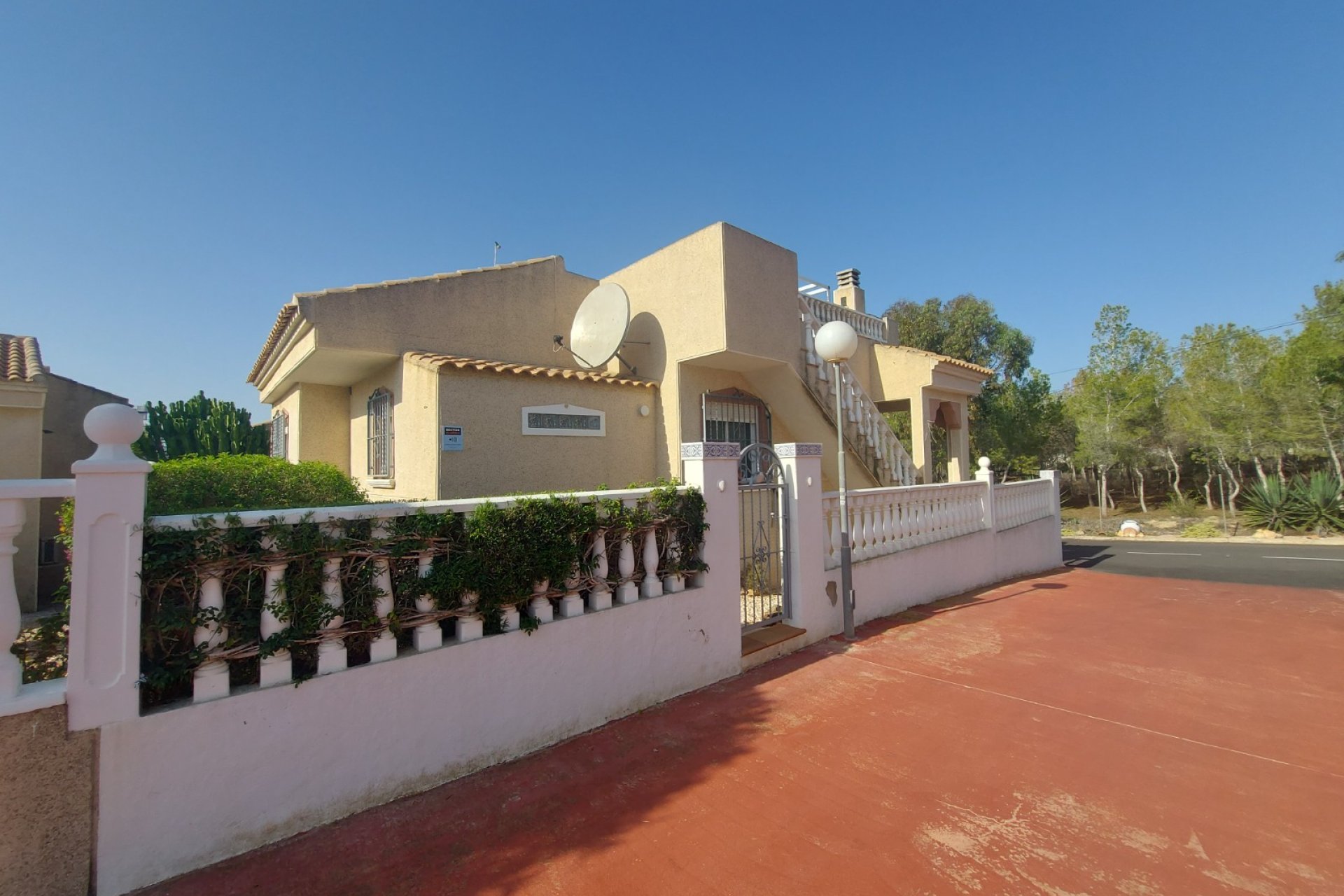 Re-Sale - Detached Villa - Algorfa