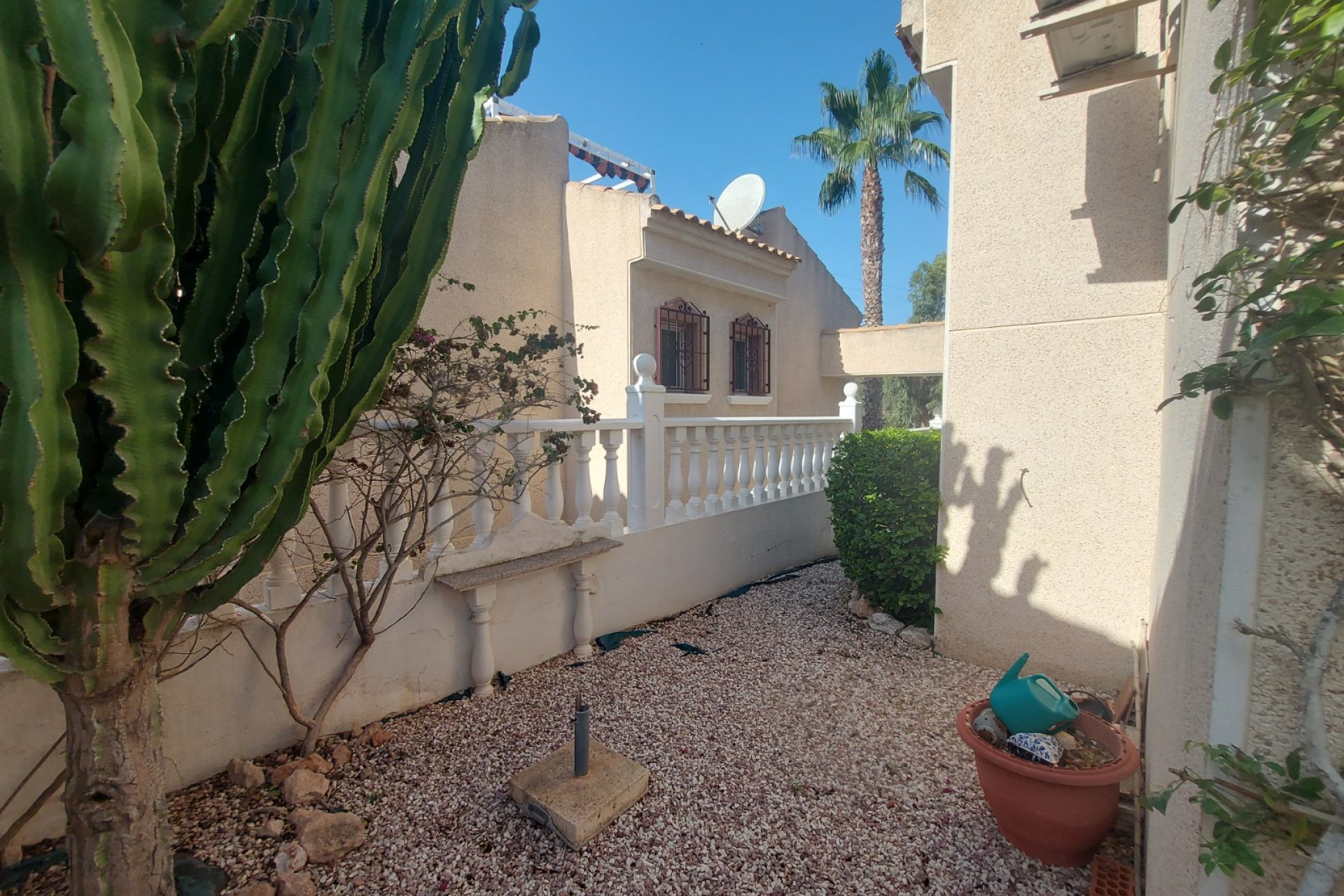 Re-Sale - Detached Villa - Algorfa