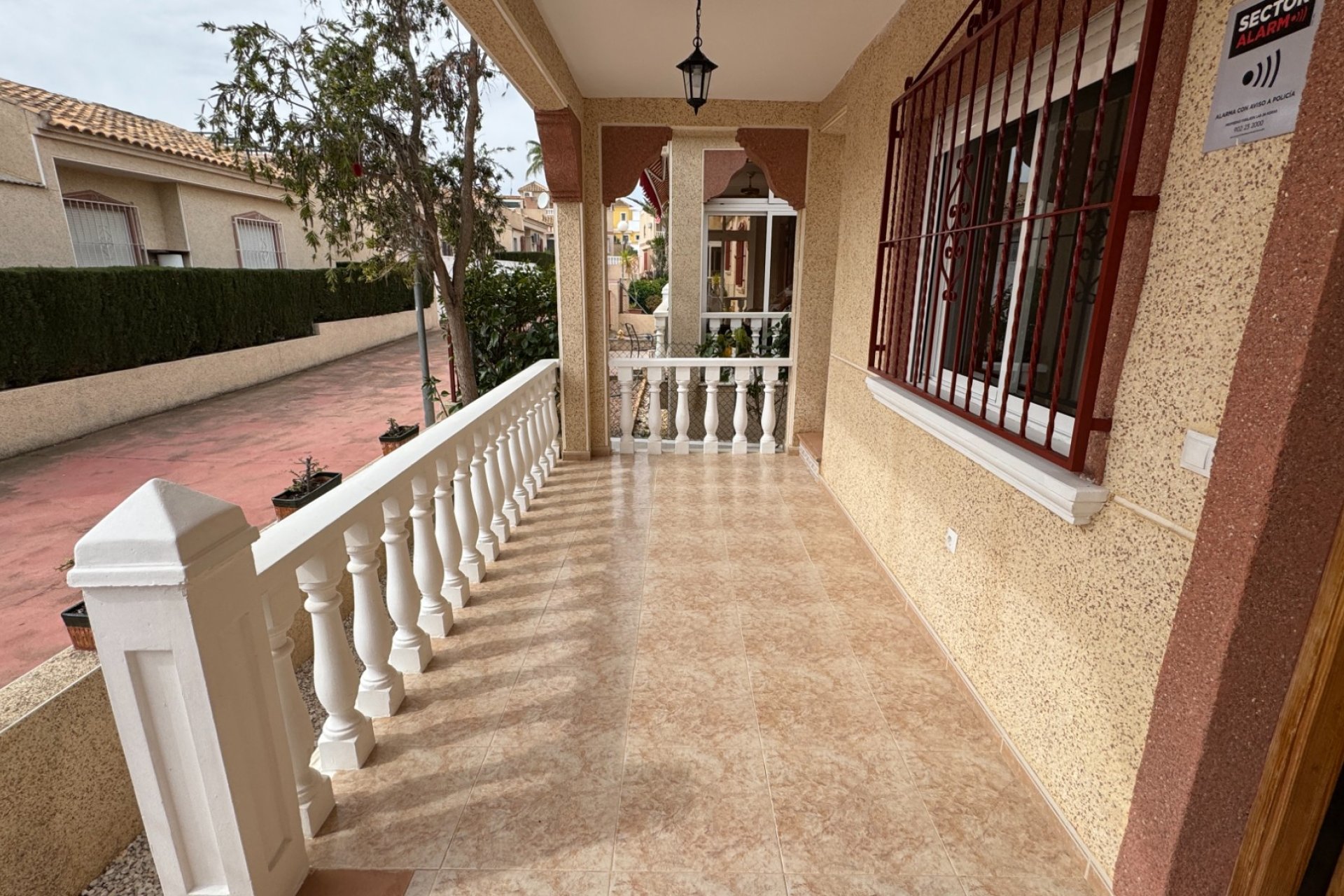 Re-Sale - Detached Villa - Algorfa