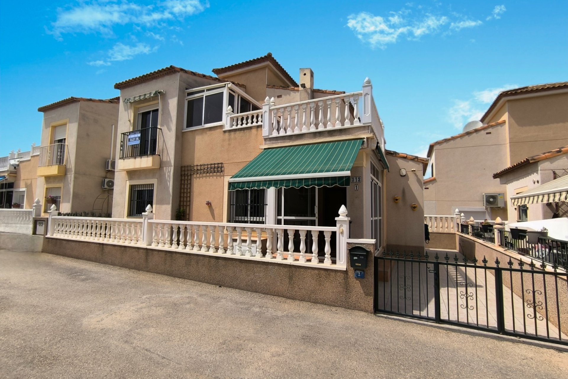 Re-Sale - Detached Villa - Algorfa