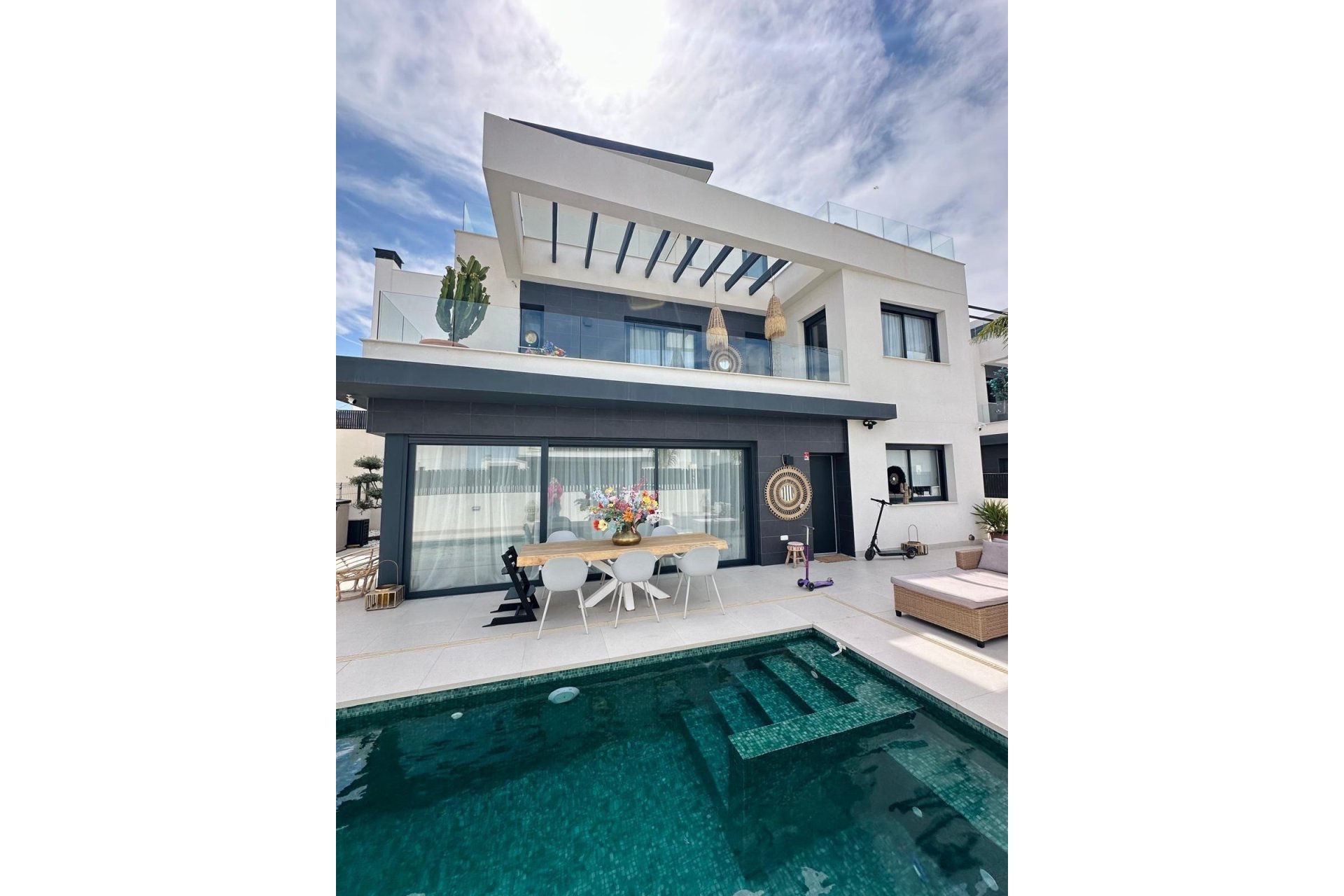 Re-Sale - Detached Villa - Algorfa