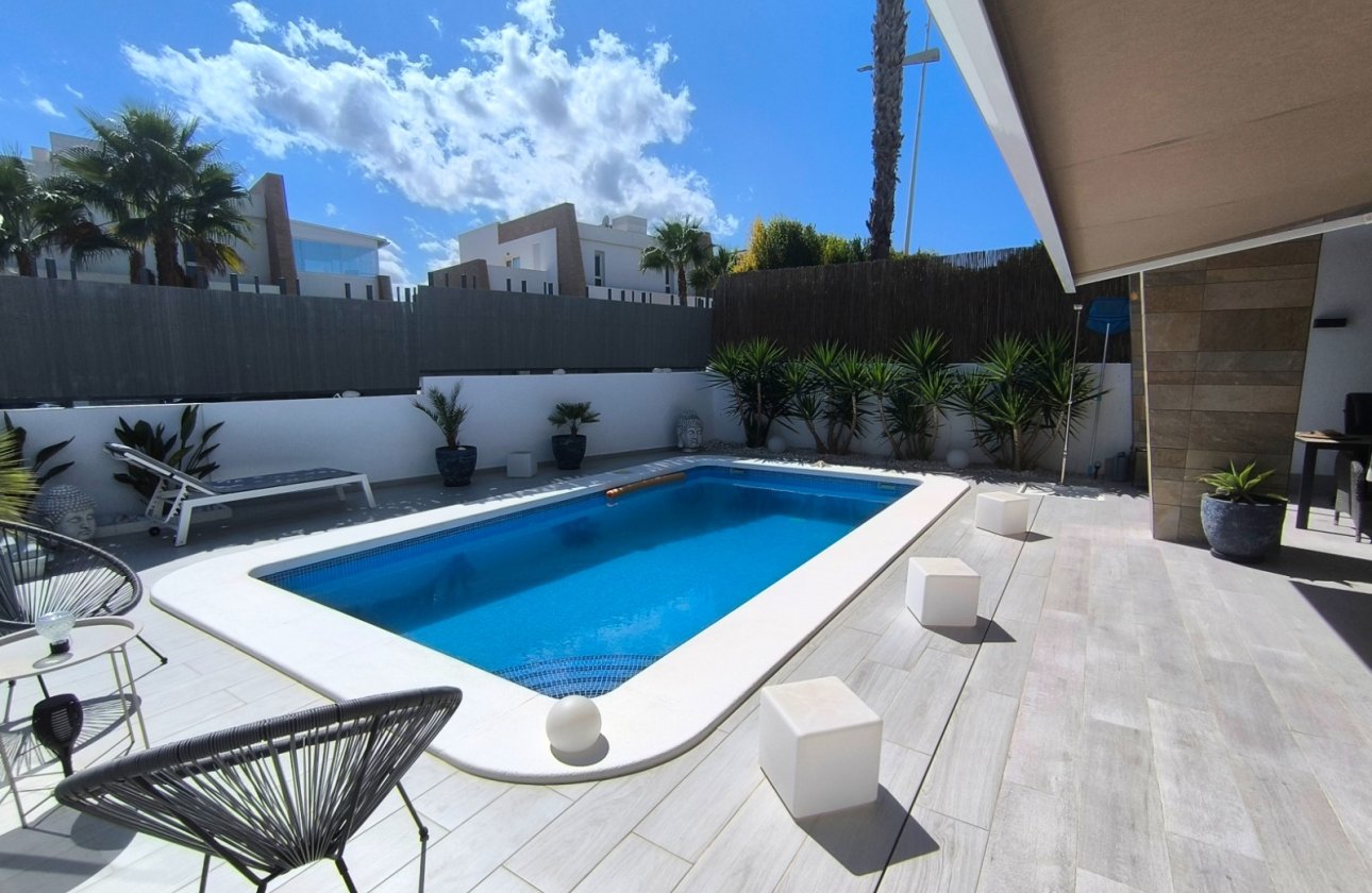 Re-Sale - Detached Villa - Algorfa