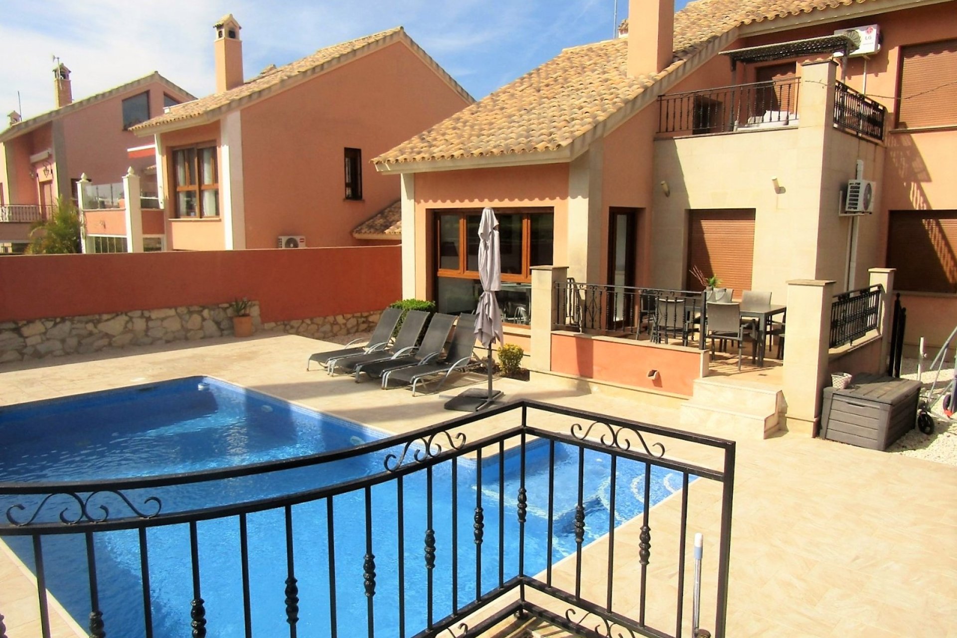Re-Sale - Detached Villa - Algorfa