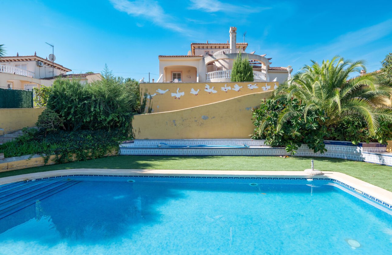 Re-Sale - Detached Villa - Almoradí - Lomas De La Juliana