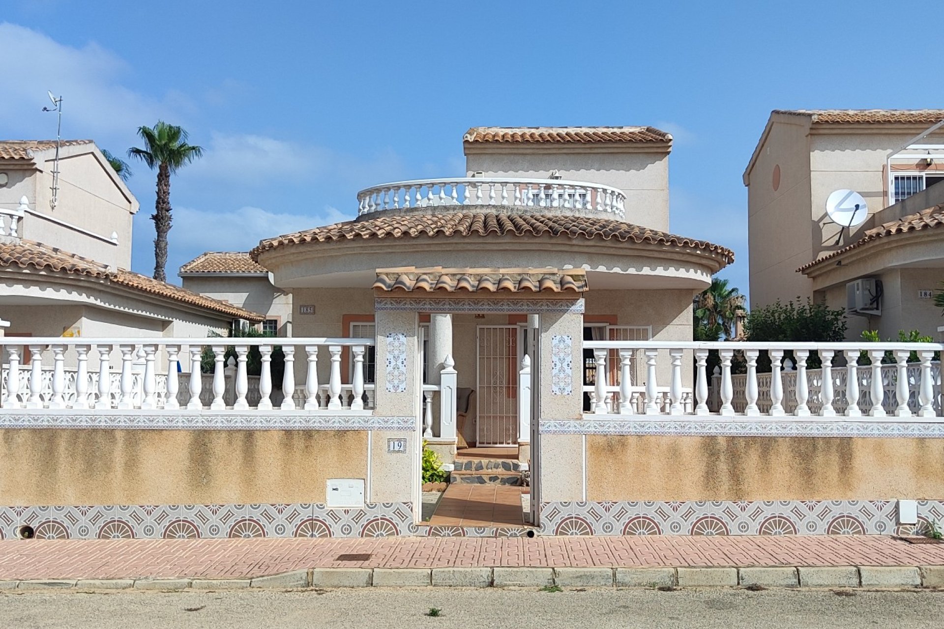 Re-Sale - Detached Villa - Benijofar
