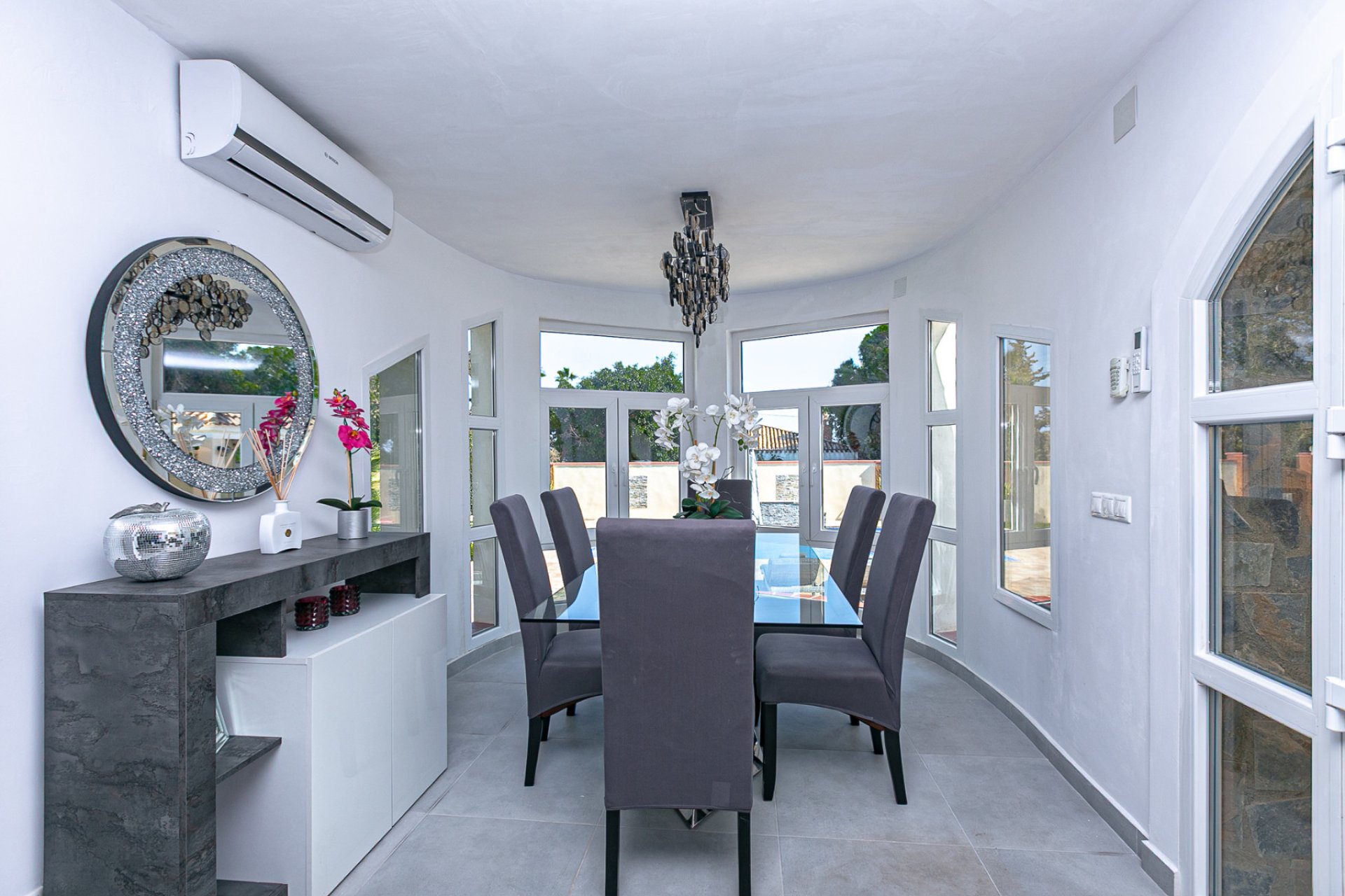 Re-Sale - Detached Villa - Campoamor - Lomas de Don Juan