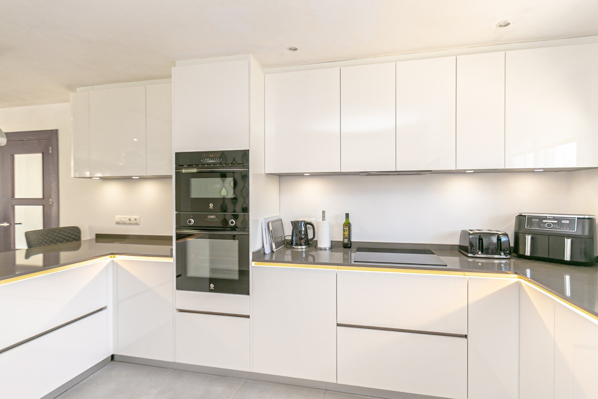 Re-Sale - Detached Villa - Campoamor - Lomas de Don Juan