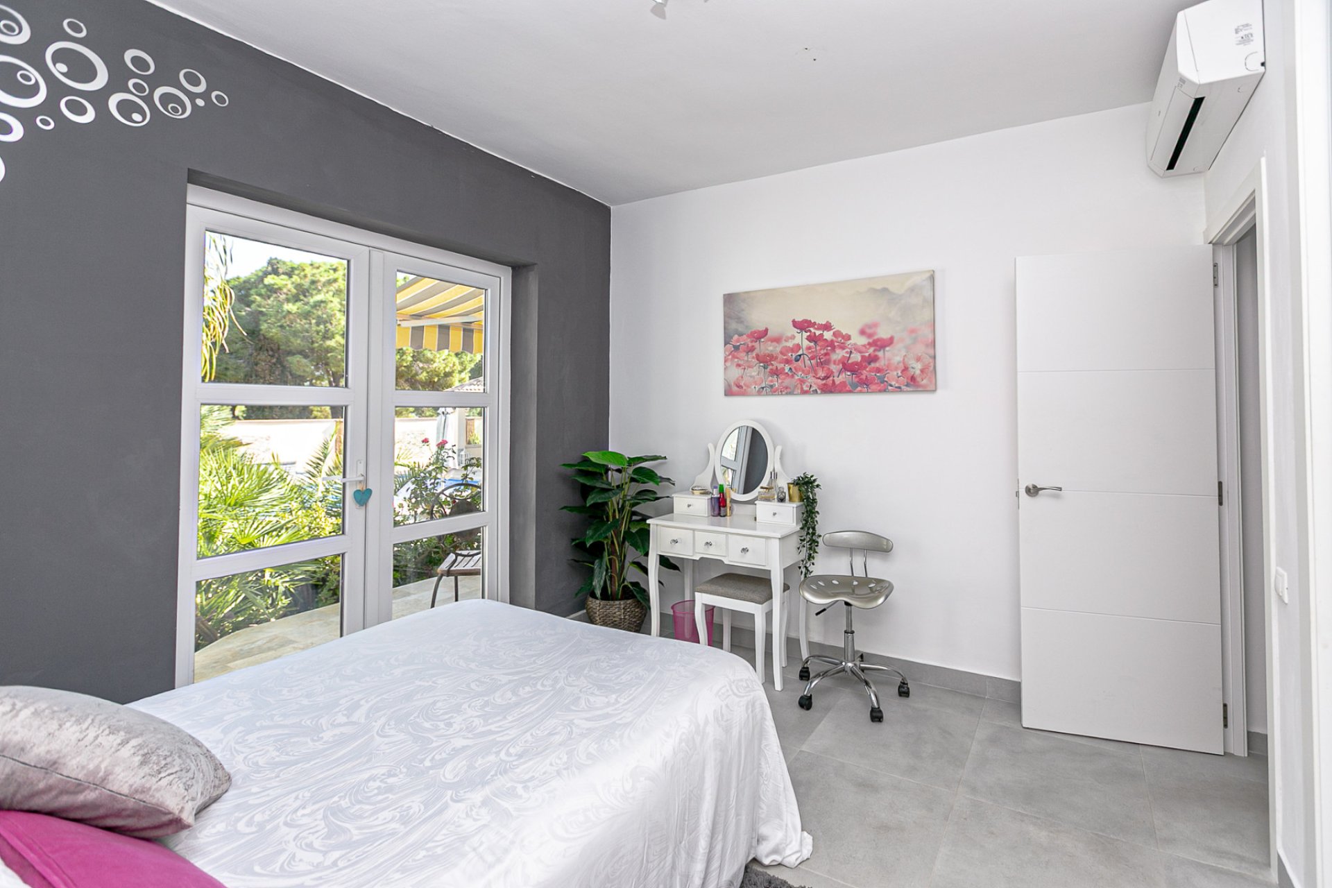 Re-Sale - Detached Villa - Campoamor - Lomas de Don Juan