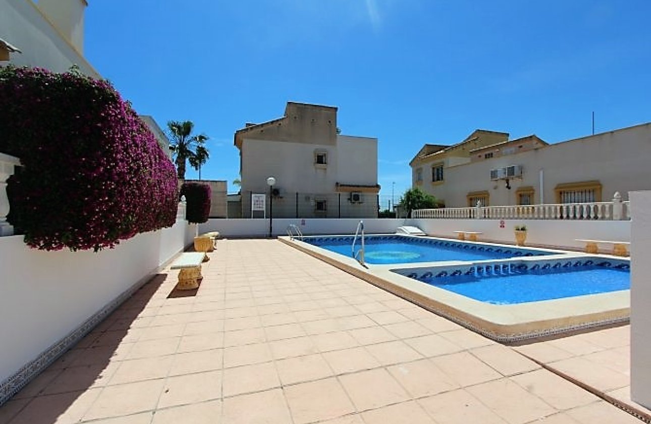 Re-Sale - Detached Villa - Guardamar del Segura - Urbanizaciones