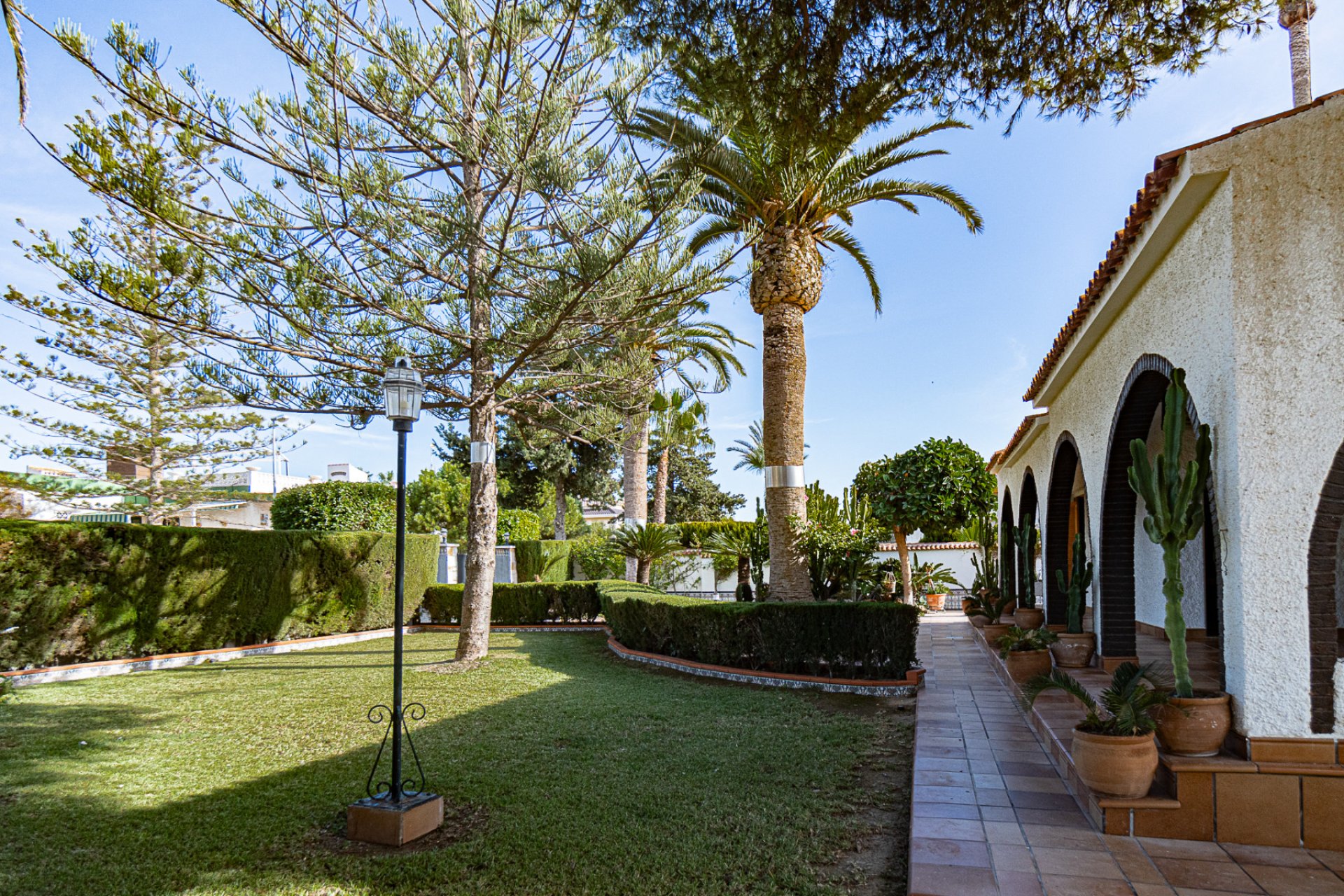 Re-Sale - Detached Villa - La Zenia - Beach