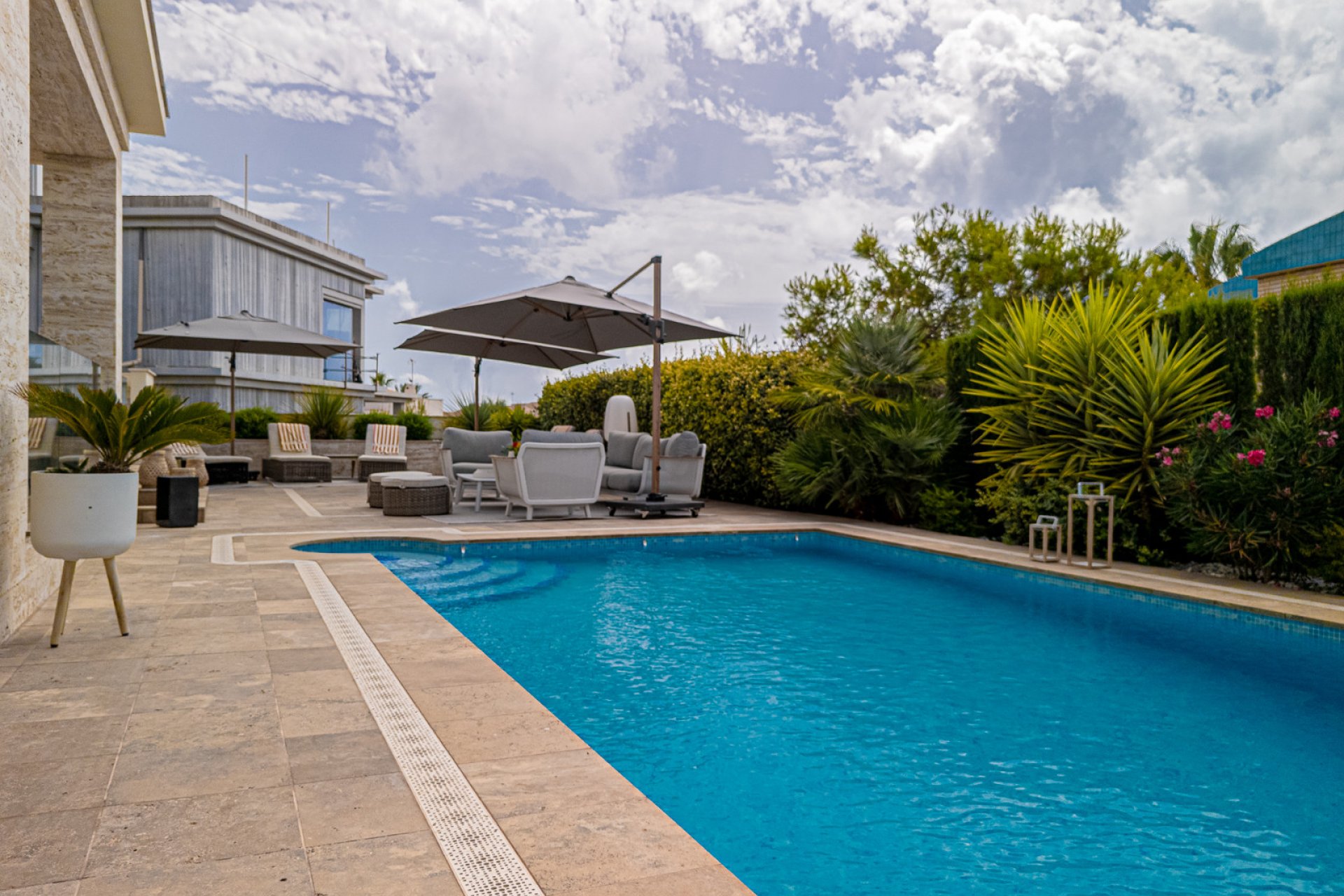 Re-Sale - Detached Villa - La Zenia - Beach