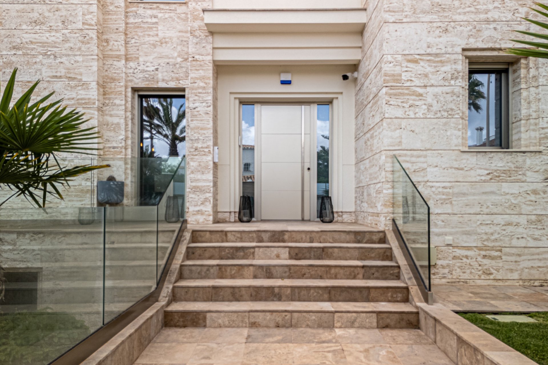 Re-Sale - Detached Villa - La Zenia - Beach