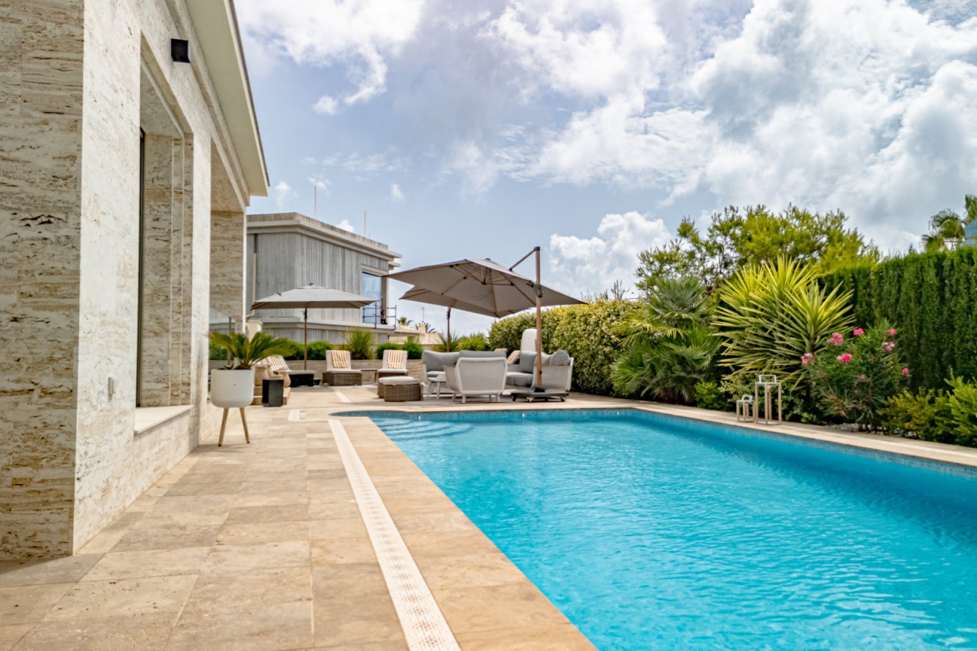 Re-Sale - Detached Villa - La Zenia - Beach