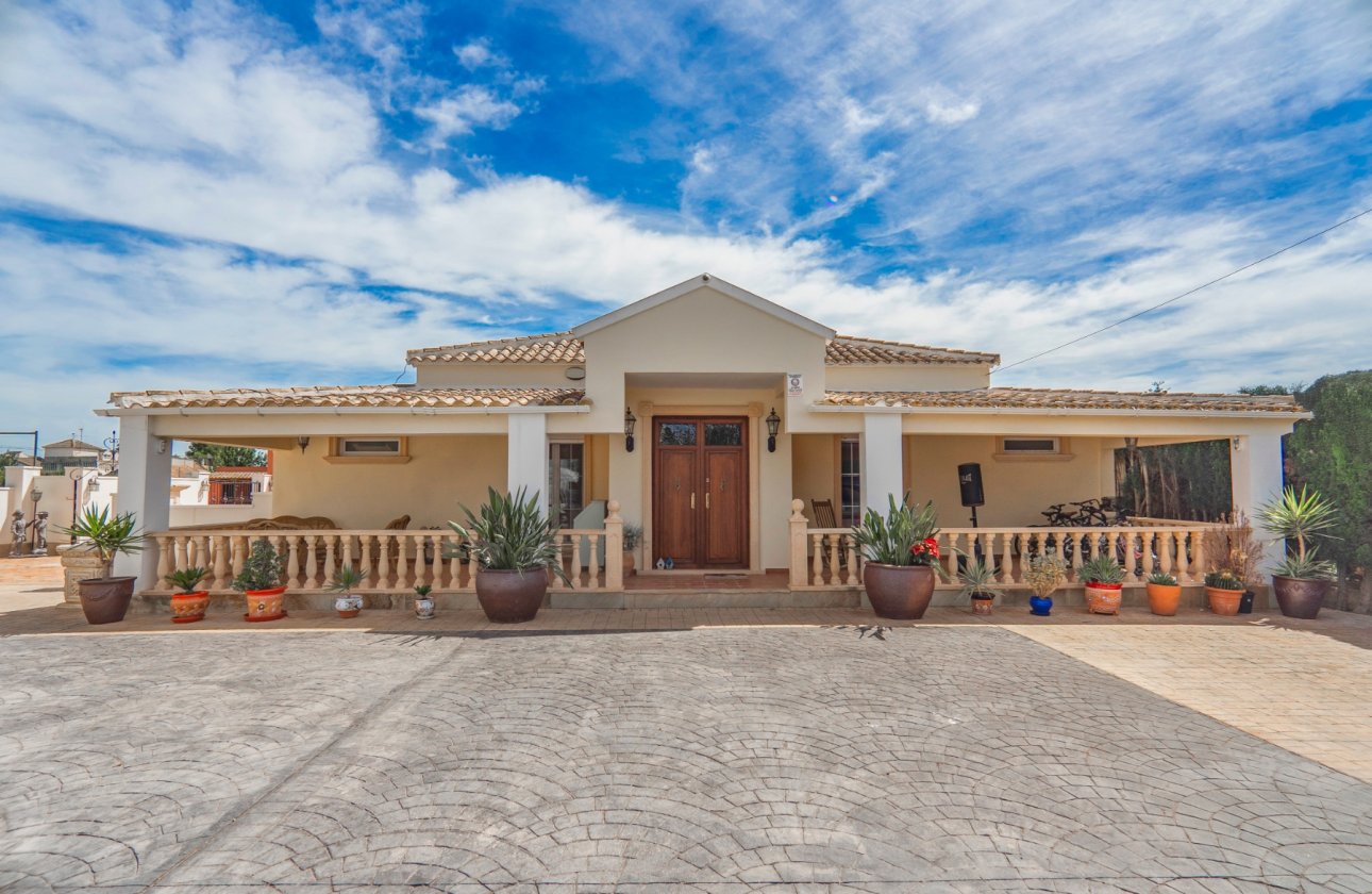 Re-Sale - Detached Villa - Las Heredades - Heredades