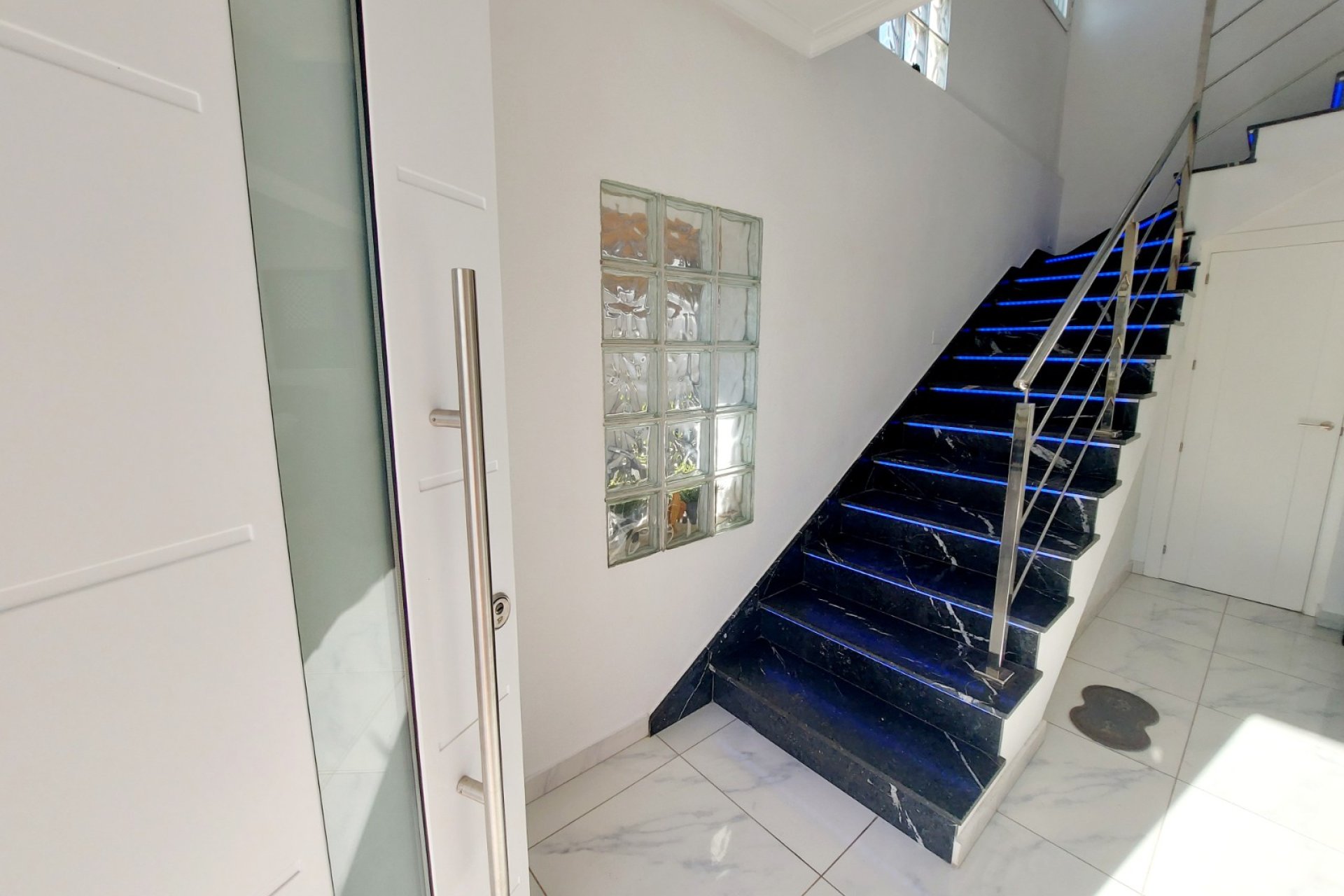 Re-Sale - Detached Villa - Orihuela Costa