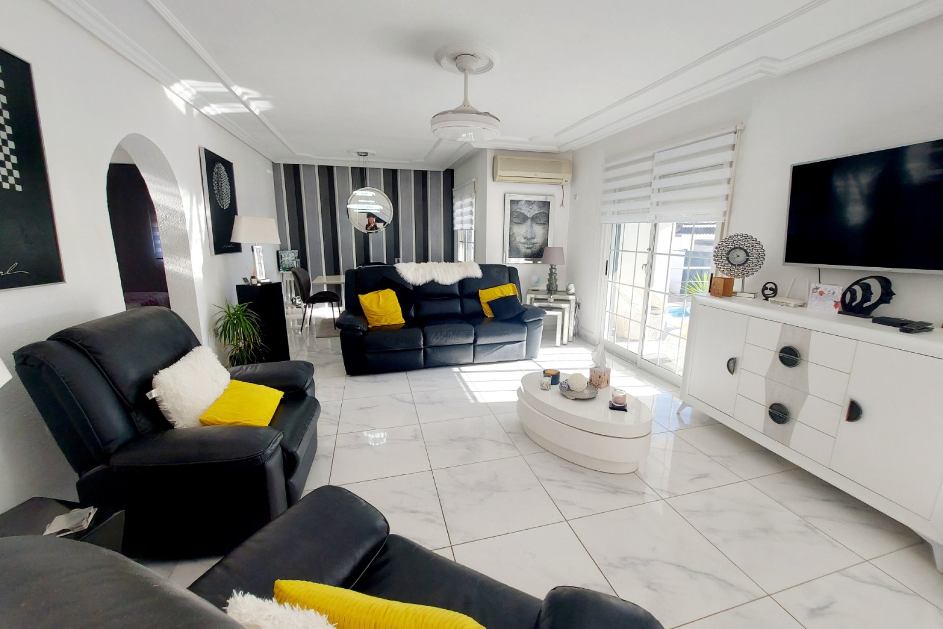 Re-Sale - Detached Villa - Orihuela Costa