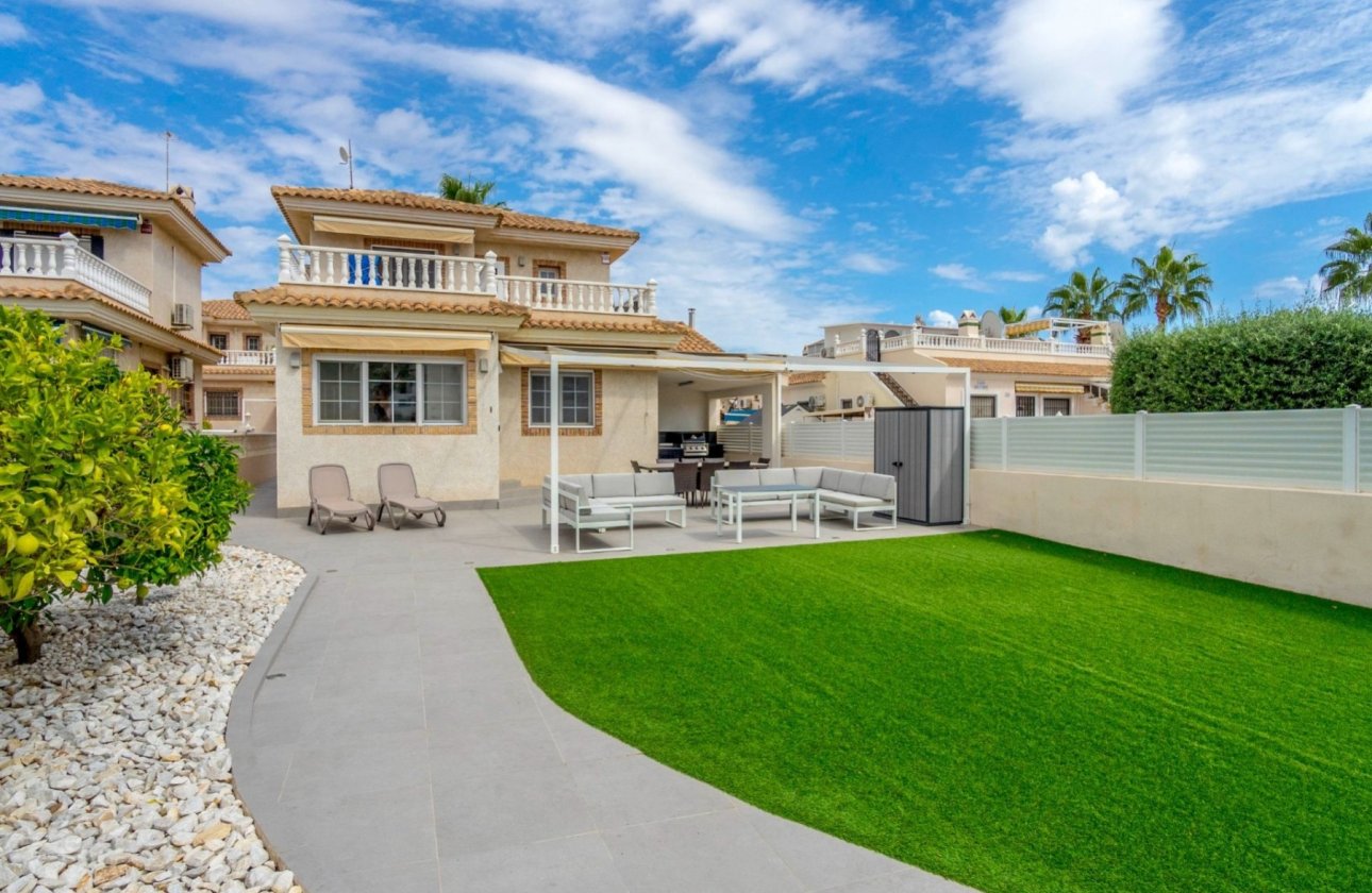 Re-Sale - Detached Villa - Orihuela Costa