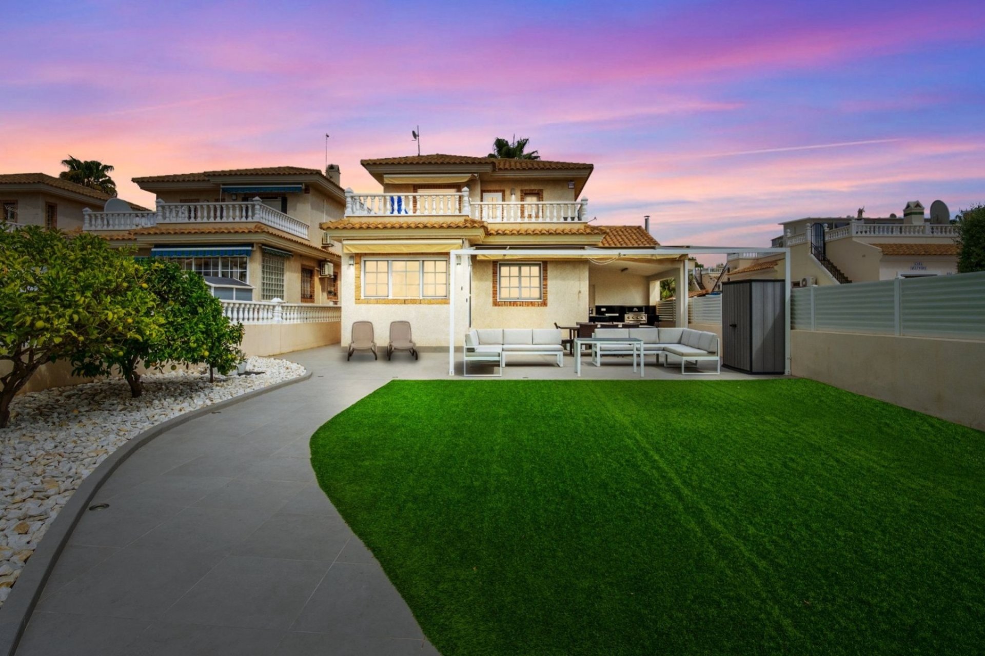 Re-Sale - Detached Villa - Orihuela Costa