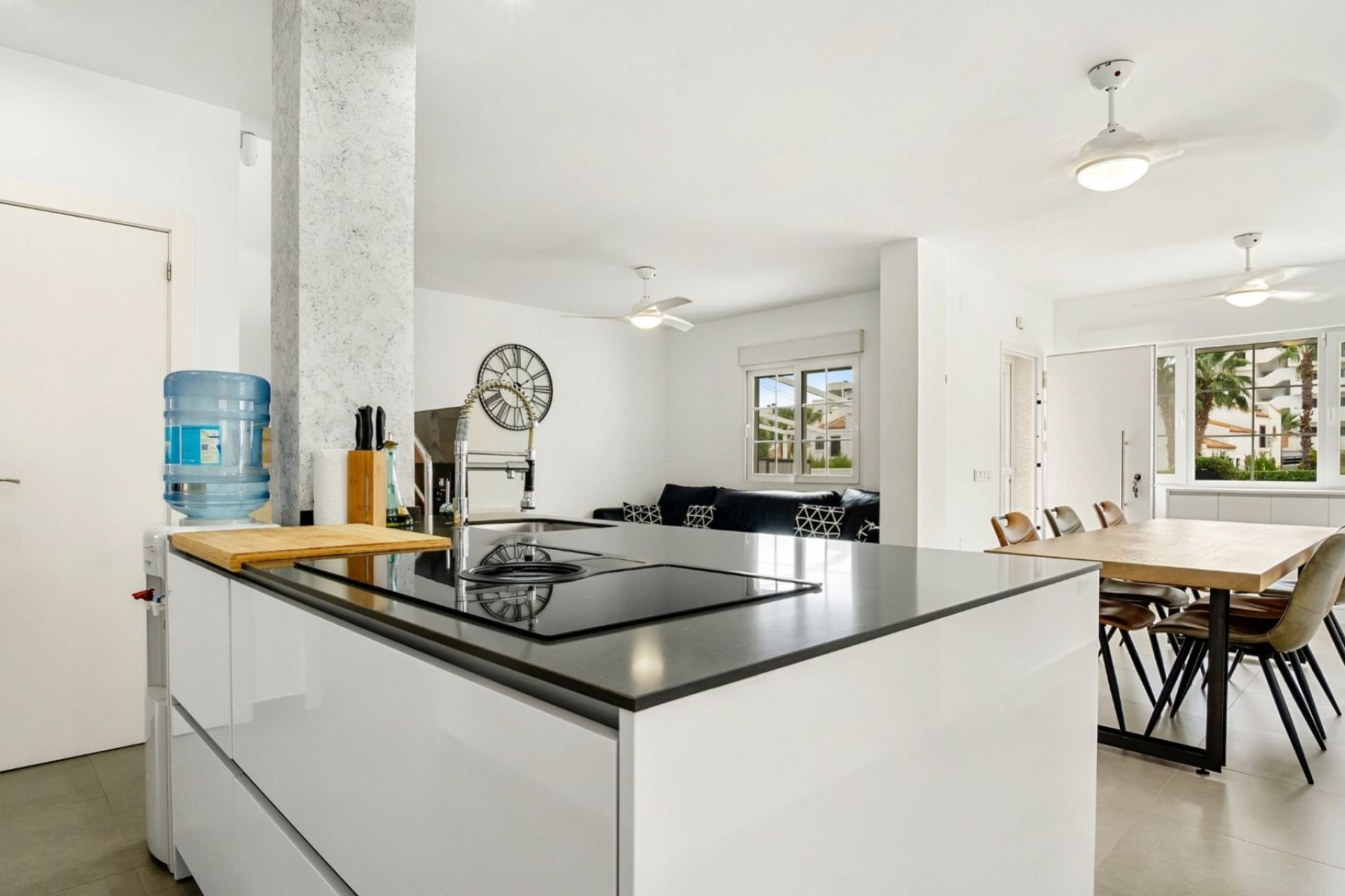 Re-Sale - Detached Villa - Orihuela Costa