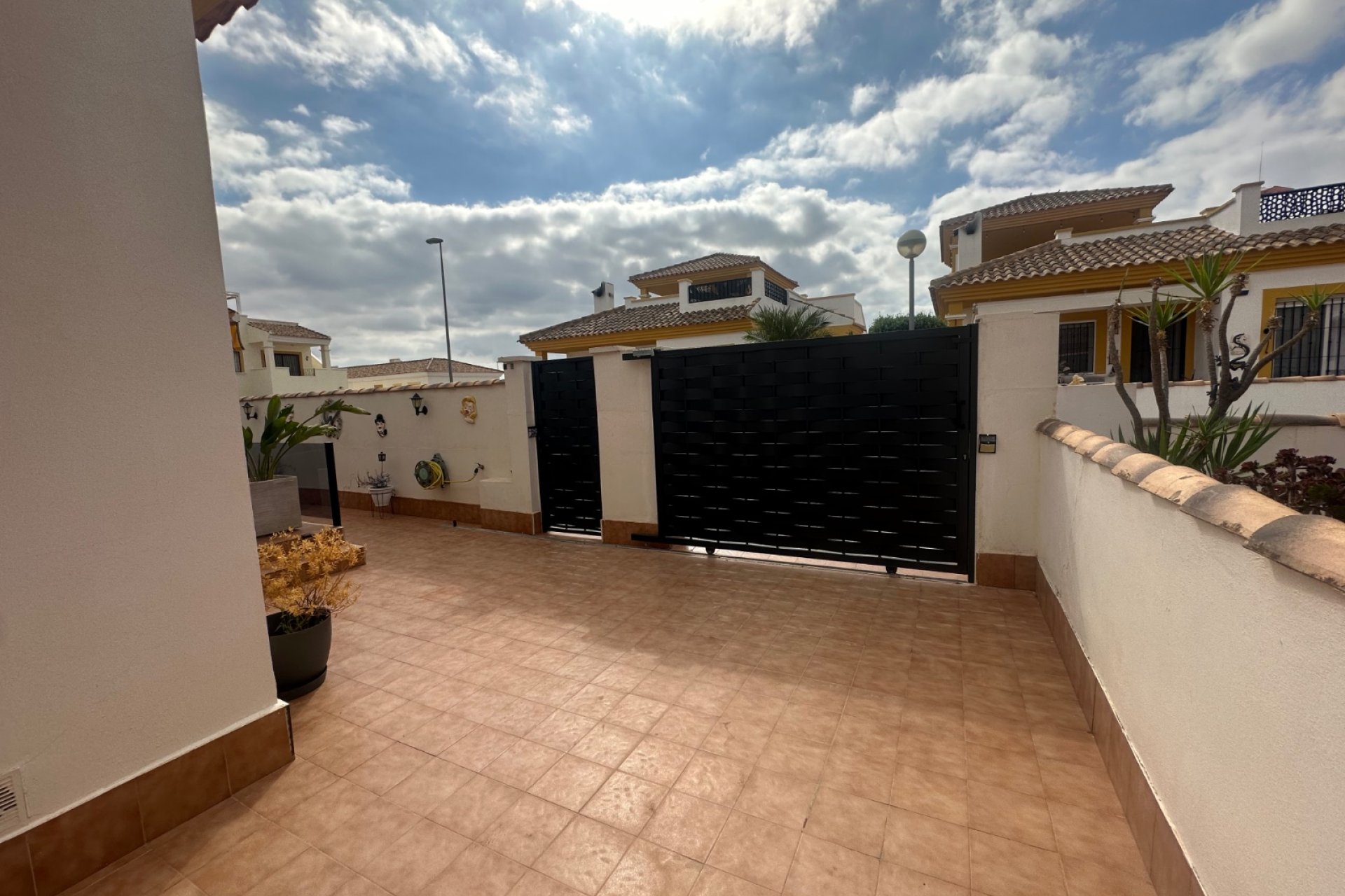 Re-Sale - Detached Villa - Orihuela - Vistabella Golf