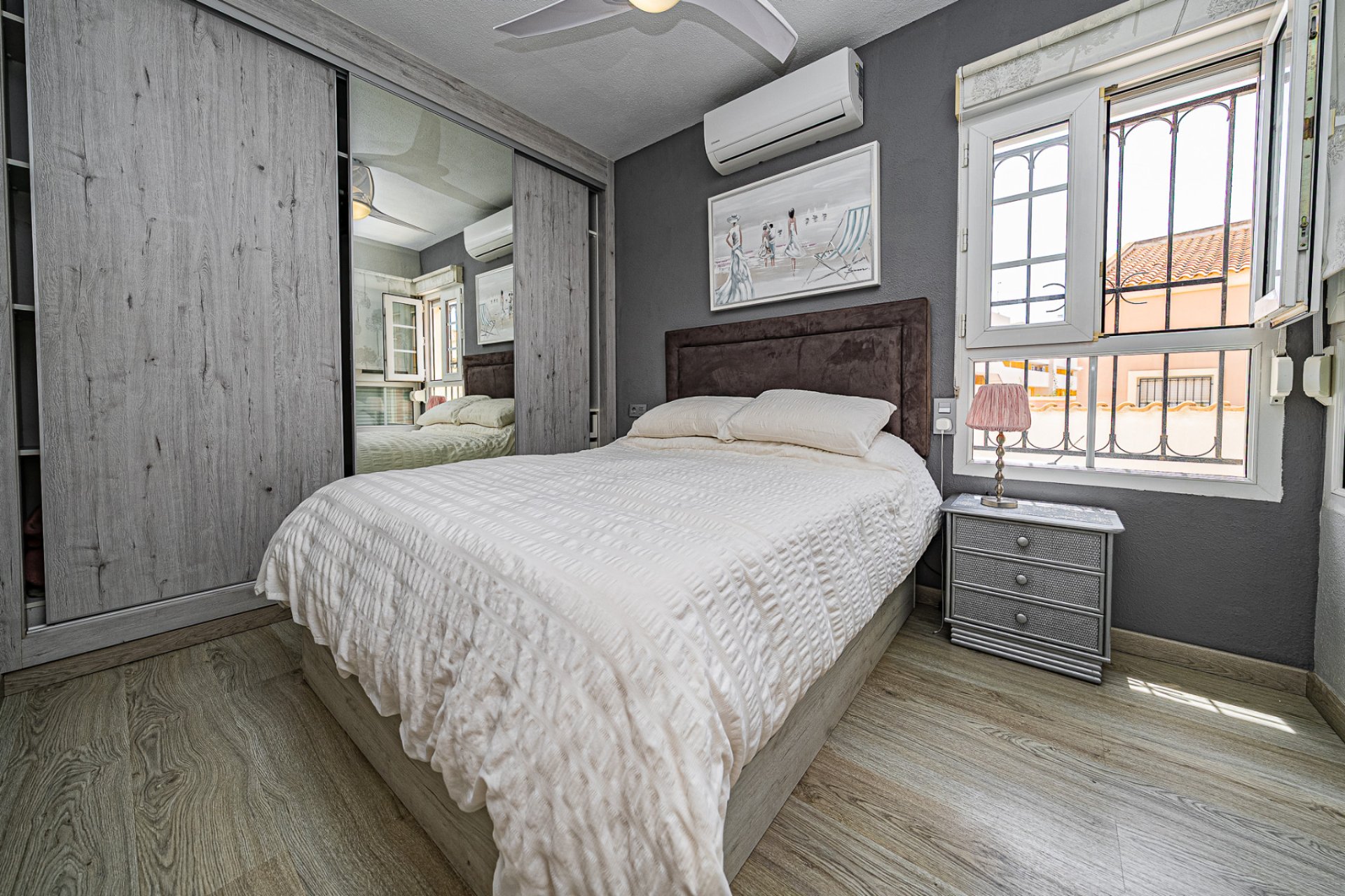 Re-Sale - Detached Villa - Playa Flamenca - Montilla