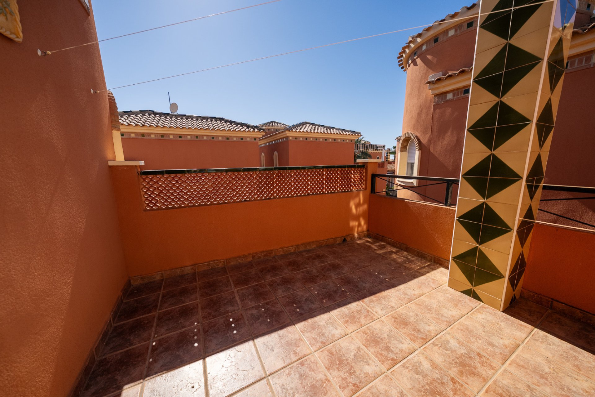 Re-Sale - Detached Villa - Playa Flamenca - Sportcentre
