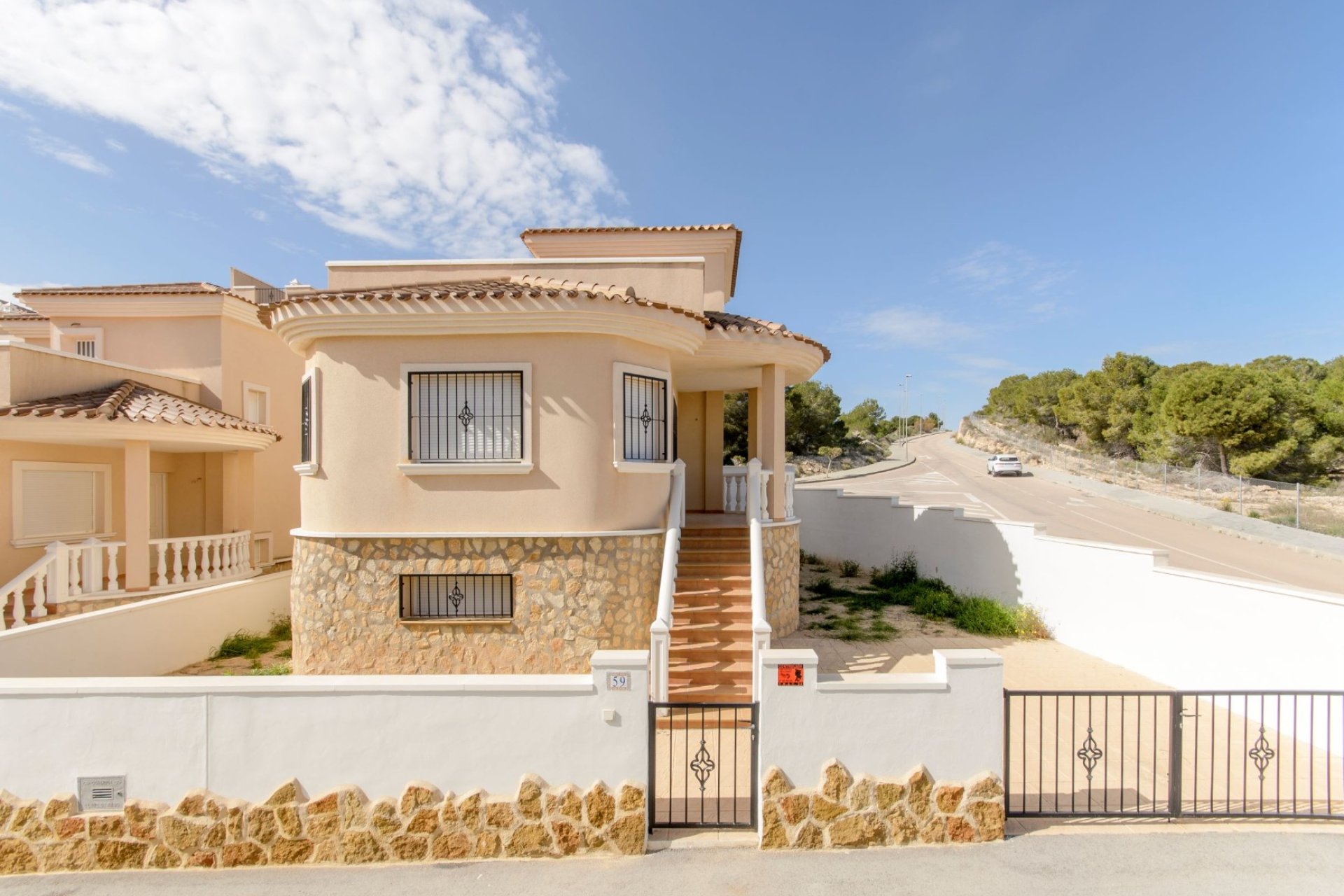 Re-Sale - Detached Villa - San Miguel de Salinas
