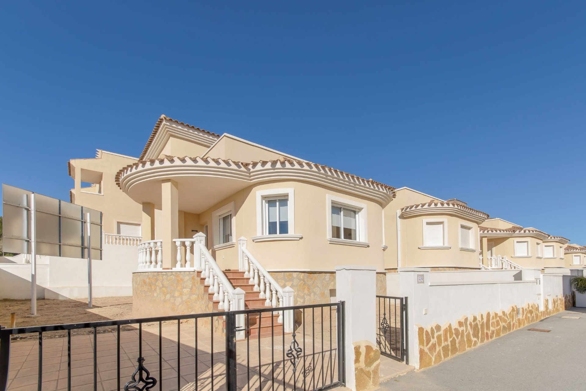 Re-Sale - Detached Villa - San Miguel de Salinas