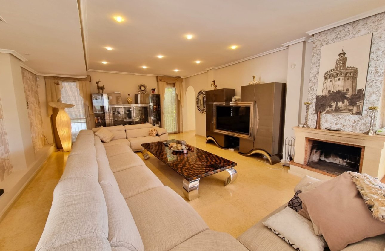 Re-Sale - Detached Villa - Torrevieja - La Mata