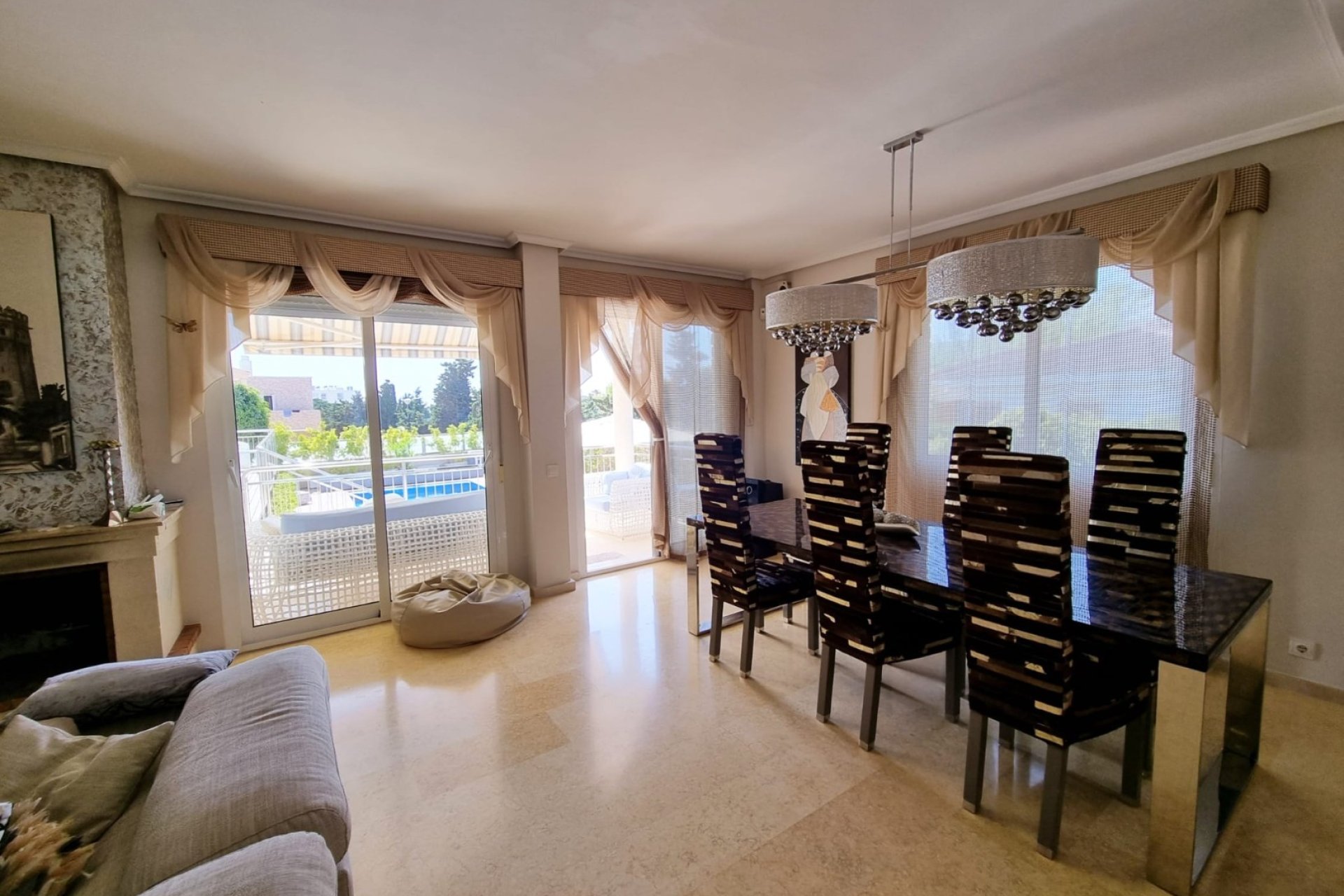 Re-Sale - Detached Villa - Torrevieja - La Mata