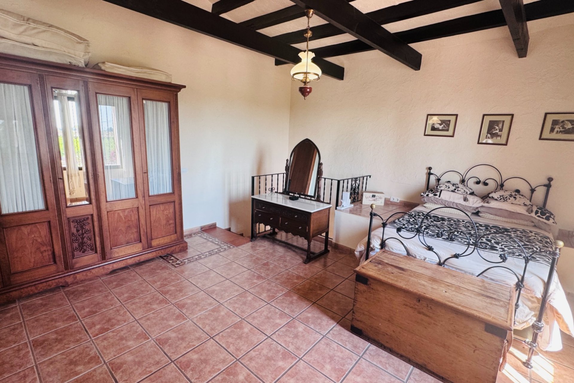 Re-Sale - Finca - Albatera