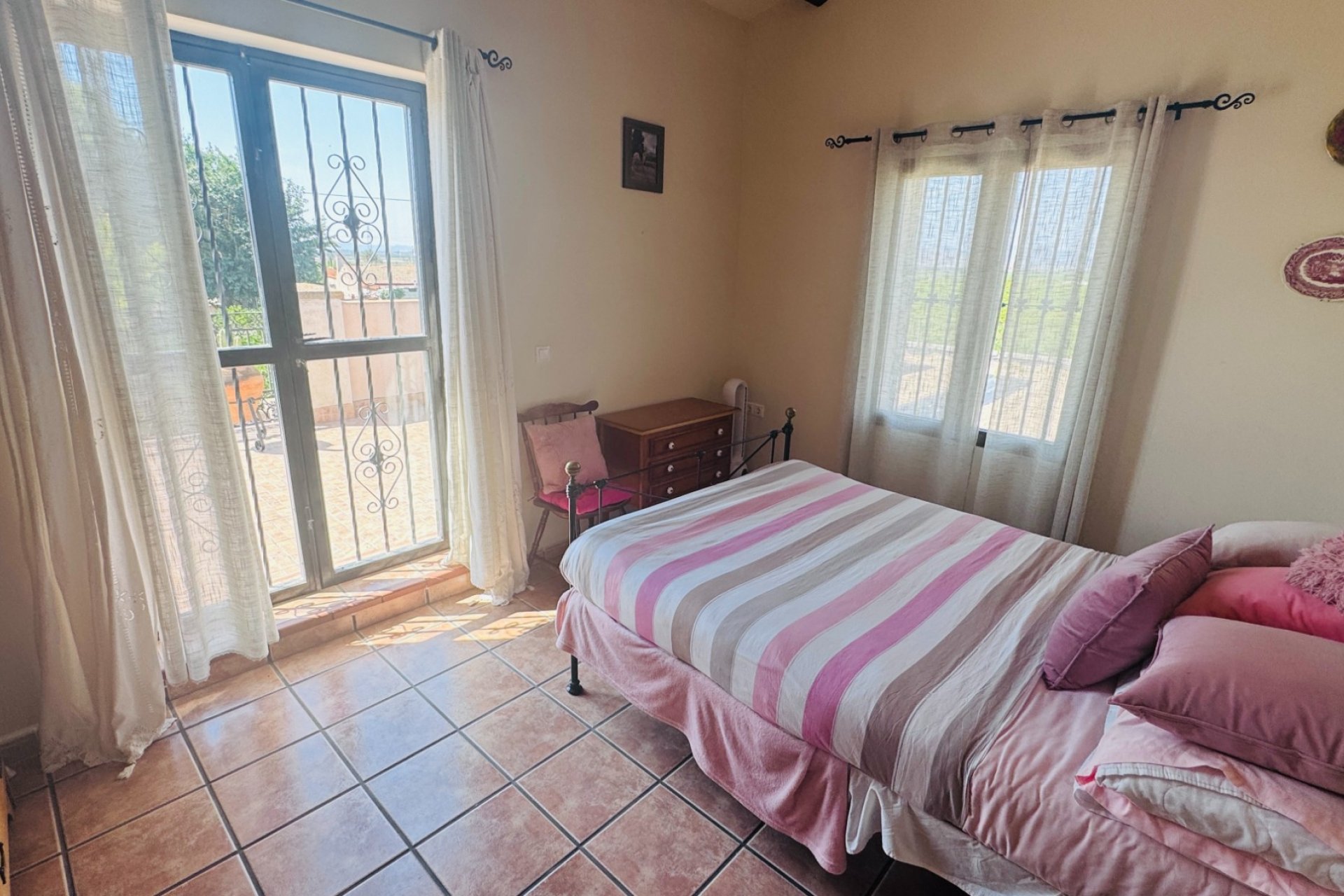 Re-Sale - Finca - Albatera