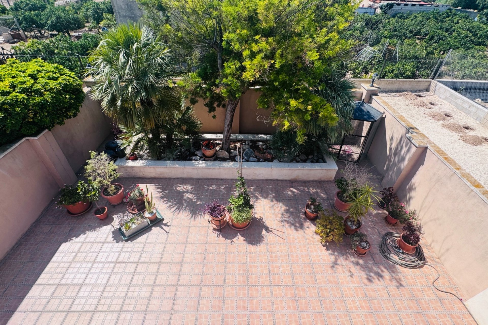 Re-Sale - Finca - Albatera