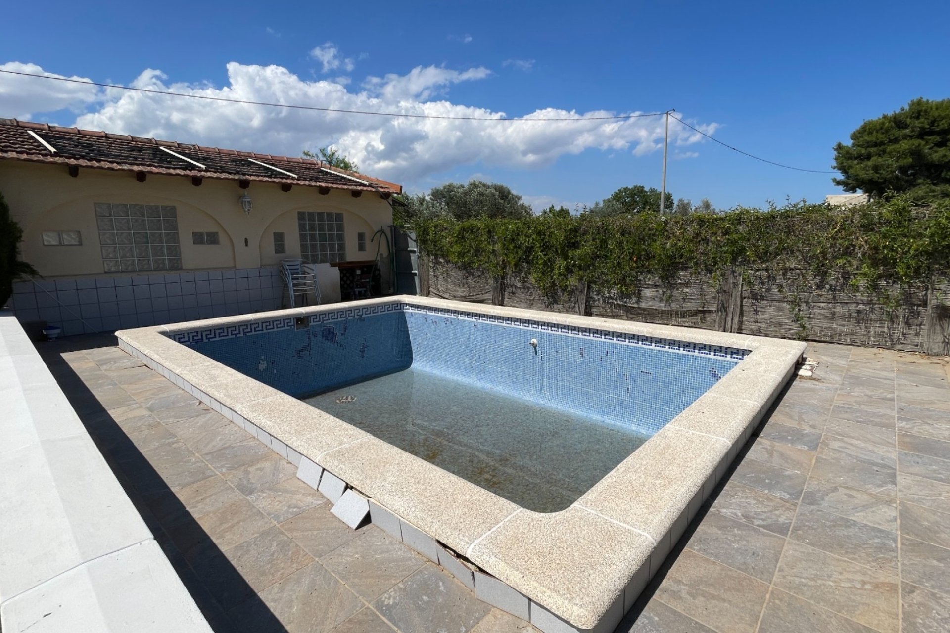 Re-Sale - Finca - Dolores