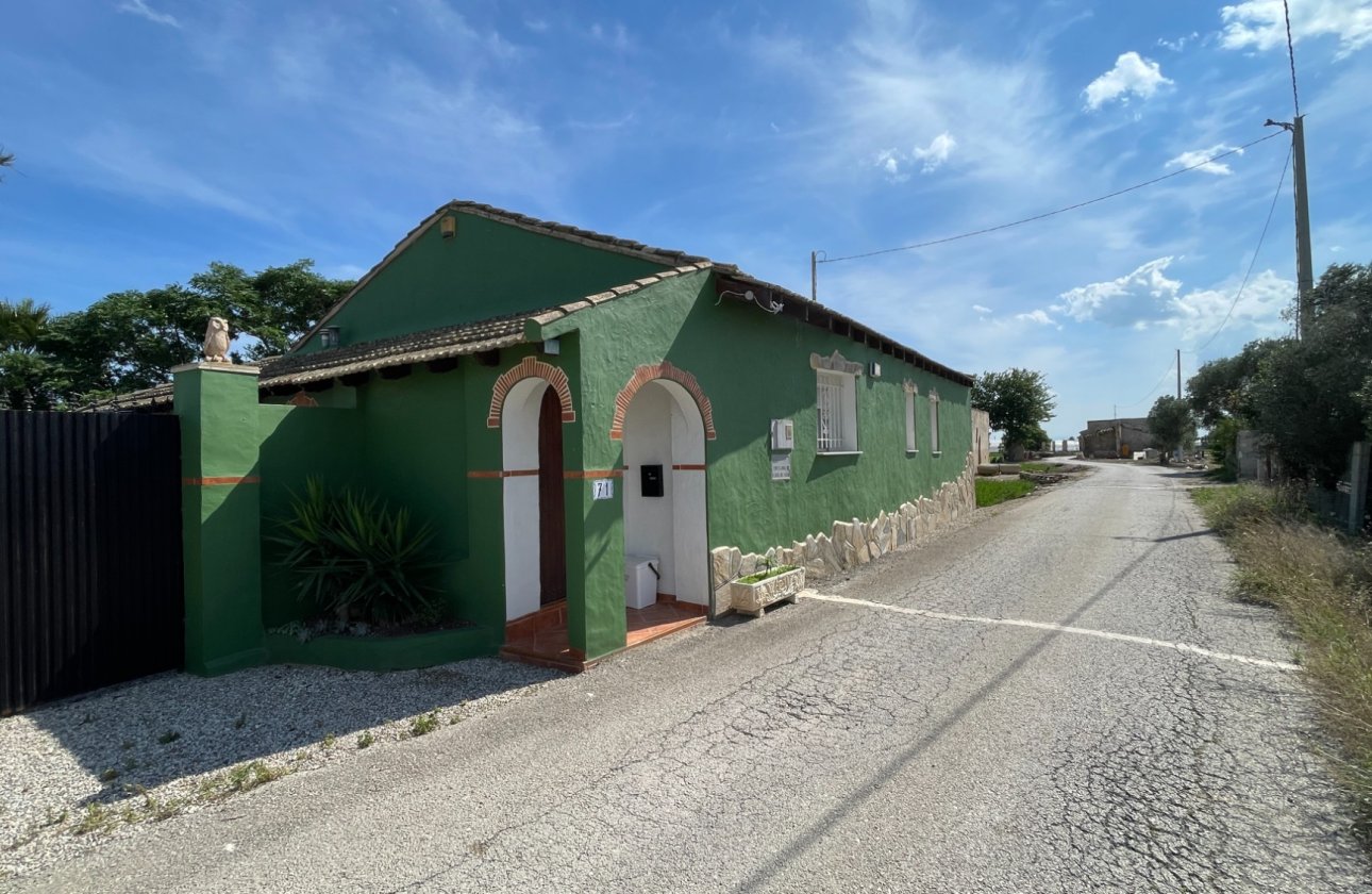 Re-Sale - Finca - Dolores