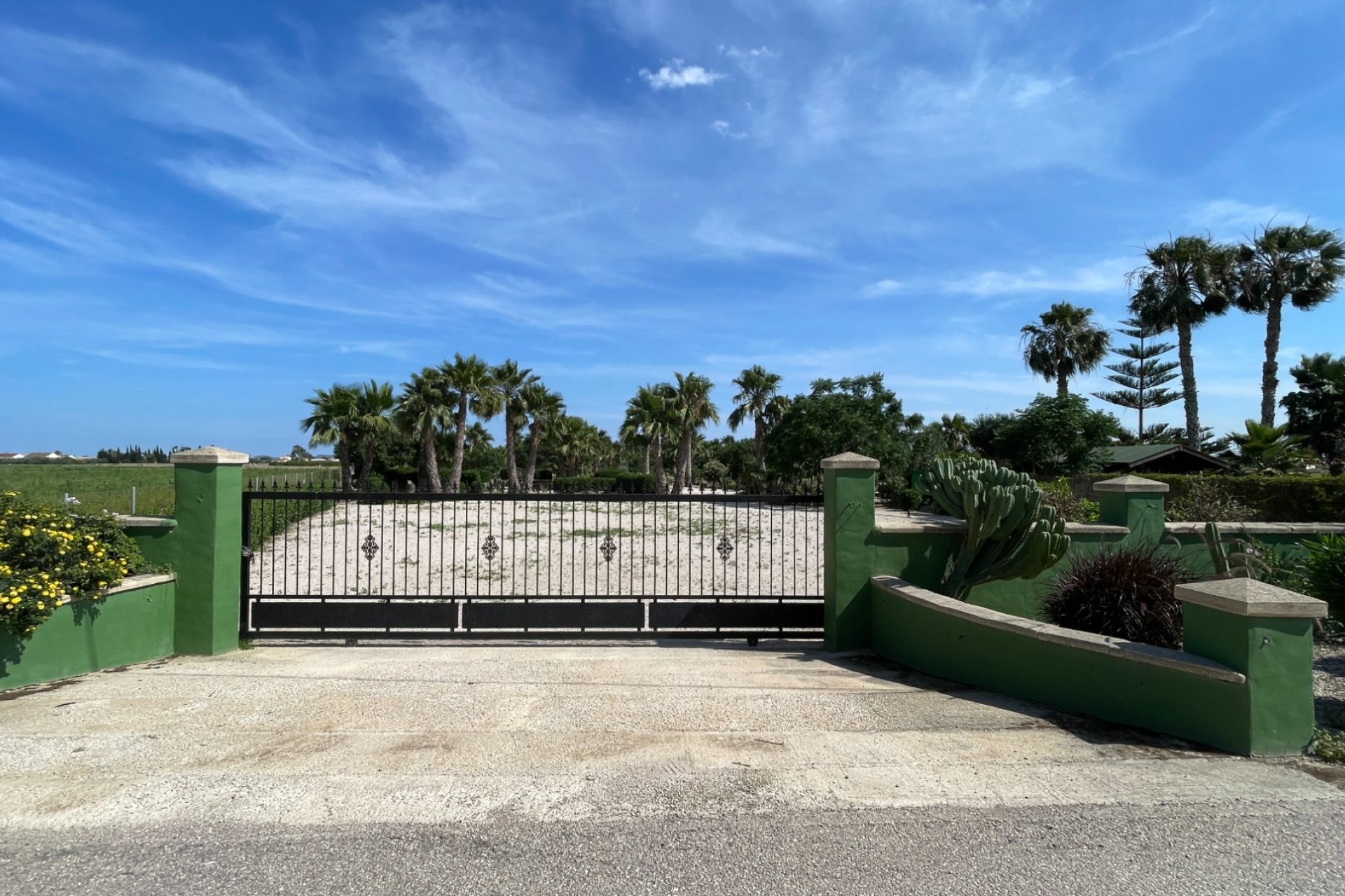 Re-Sale - Finca - Dolores