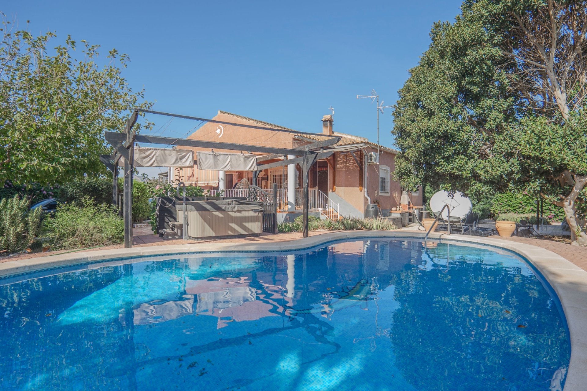 Re-Sale - Finca - Orihuela - San Bartolome