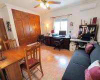 Re-Sale - Finca - Orihuela