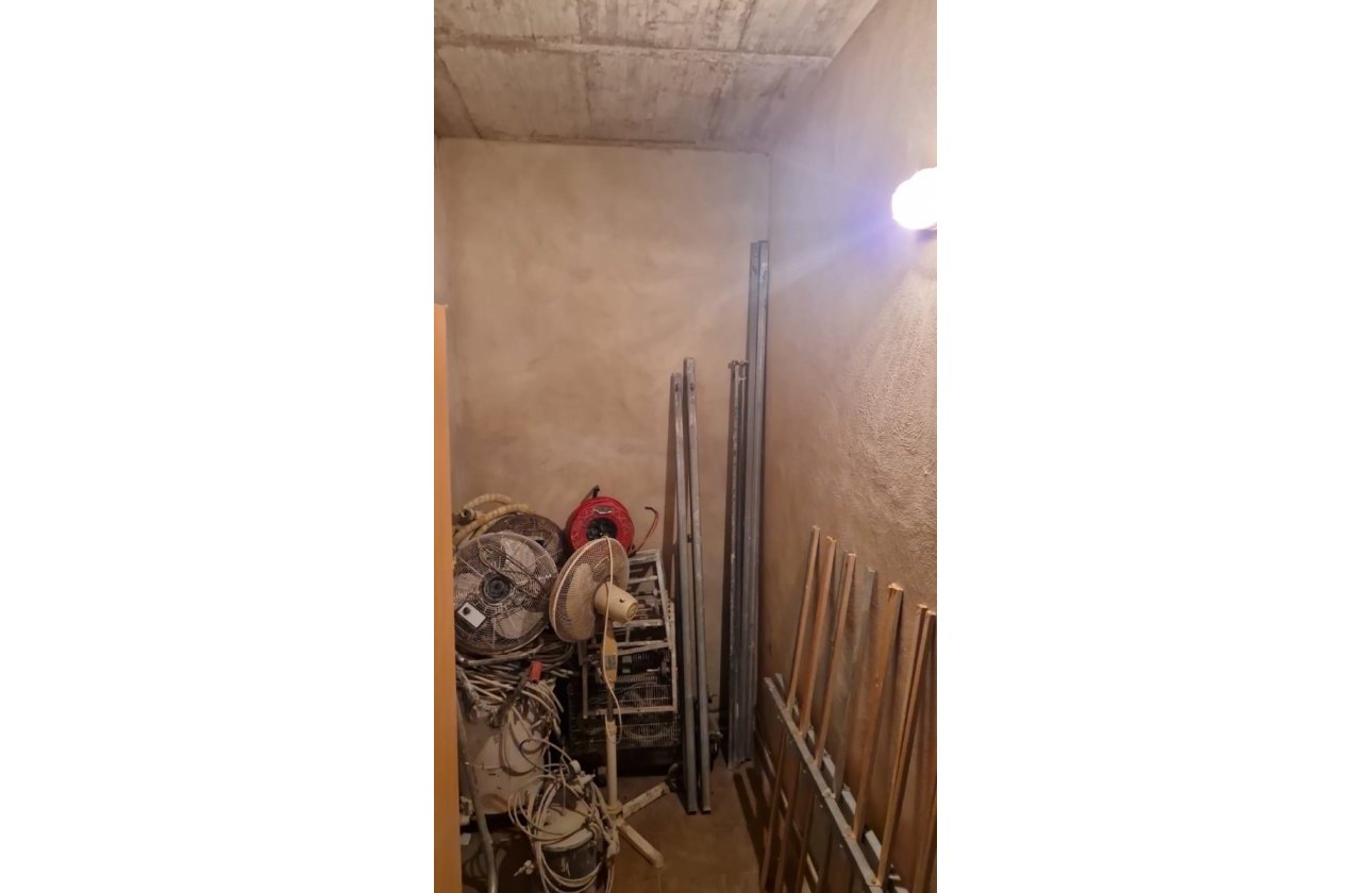 Re-Sale - Garage - Algorfa