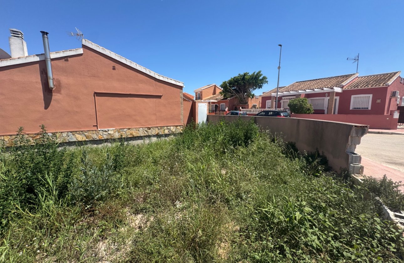 Re-Sale - Plot of Land - Daya Nueva