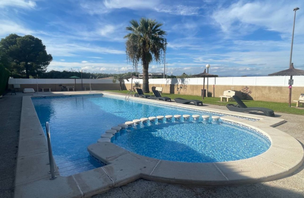 Re-Sale - Quad - Algorfa