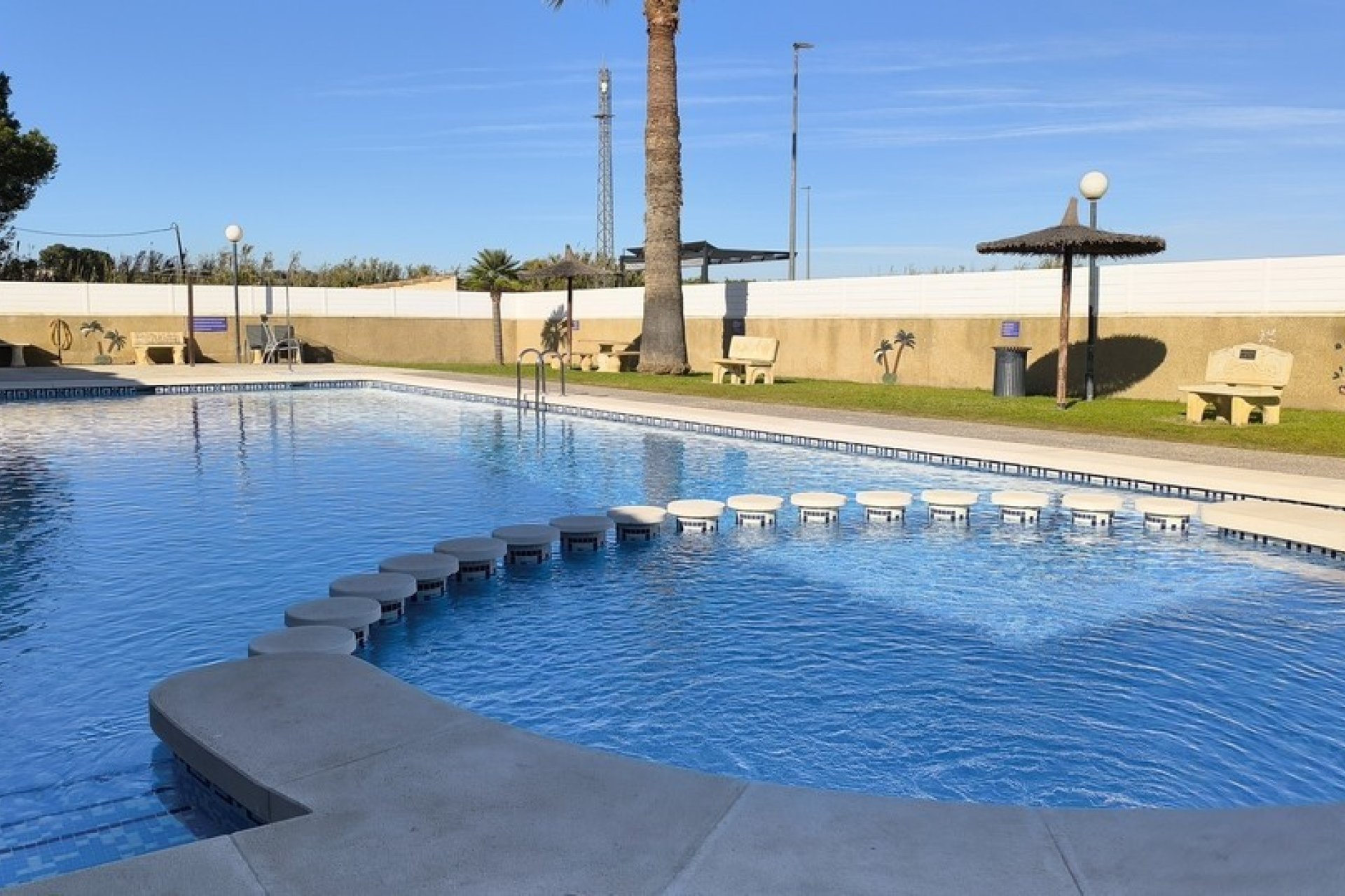 Re-Sale - Quad - Algorfa