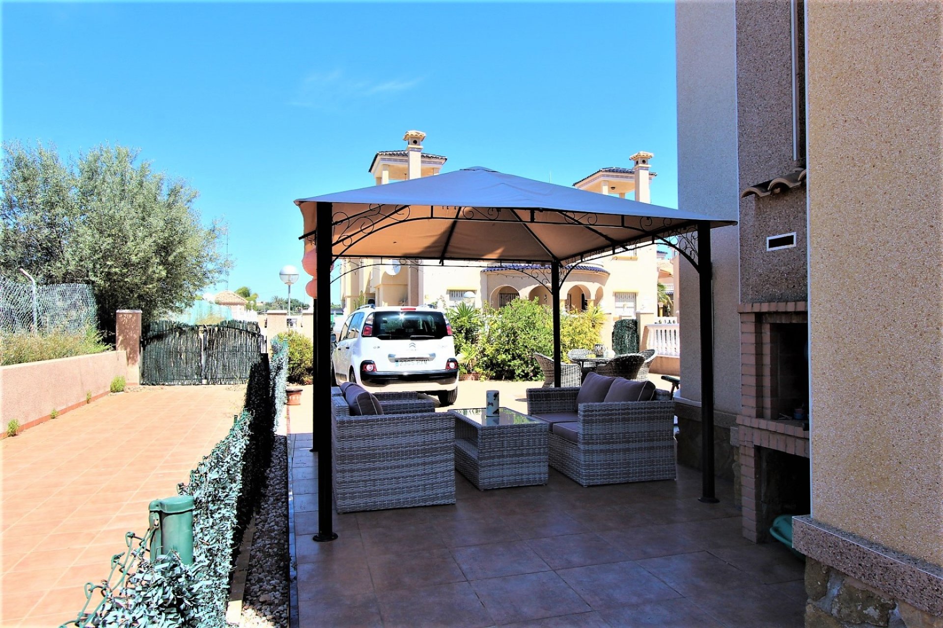 Re-Sale - Quad - Guardamar del Segura - Urbanizaciones