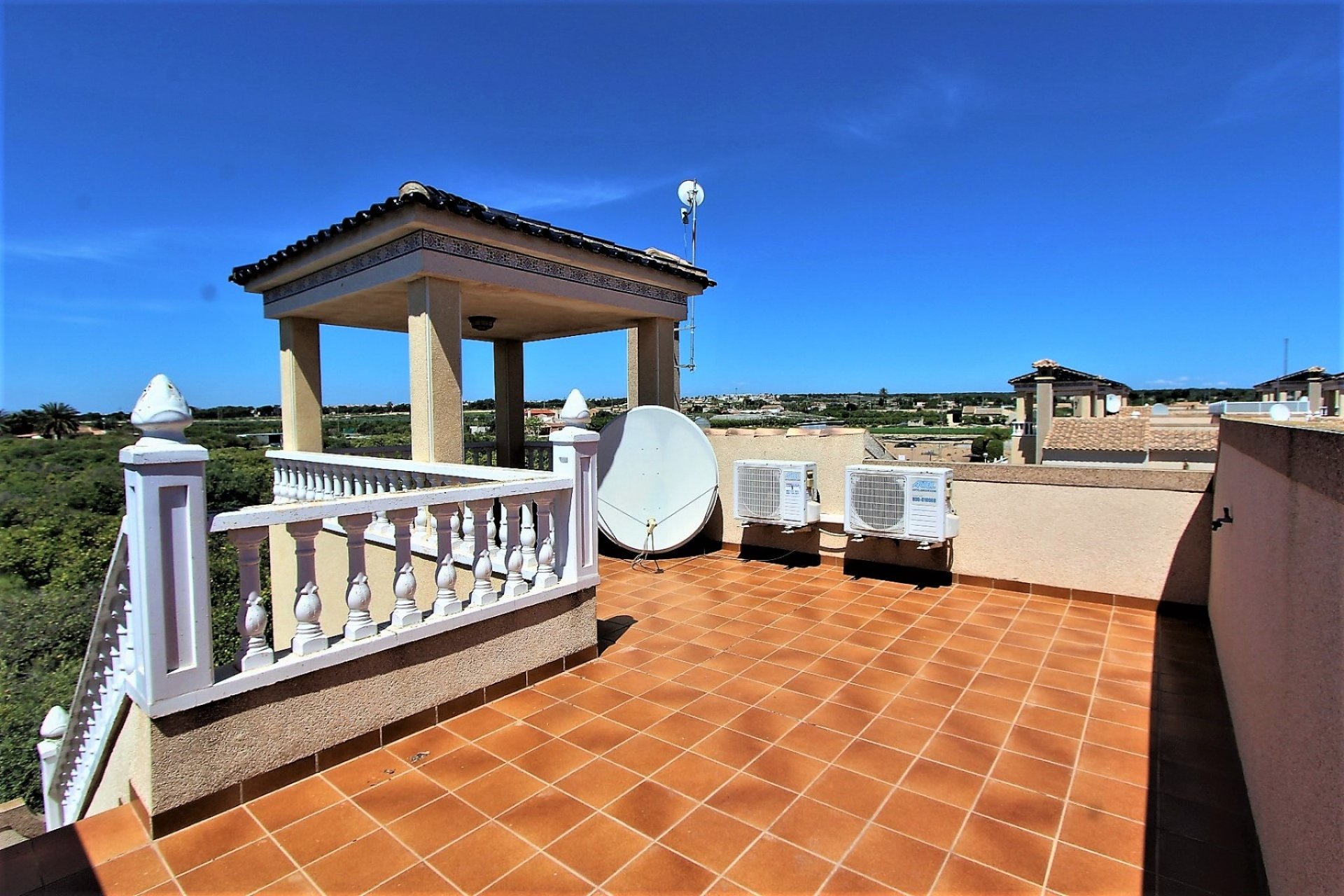 Re-Sale - Quad - Guardamar del Segura - Urbanizaciones