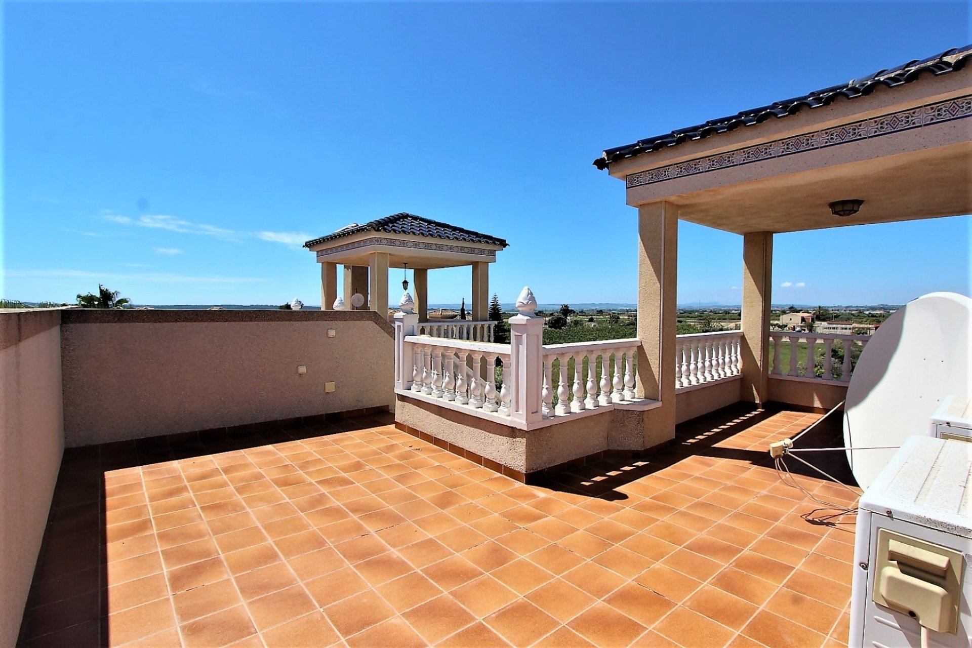 Re-Sale - Quad - Guardamar del Segura - Urbanizaciones