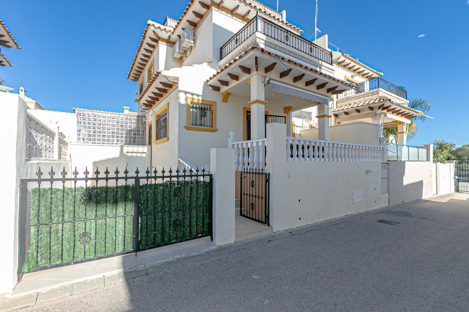 Re-Sale - Quad - Playa Flamenca - Orihuela Costa